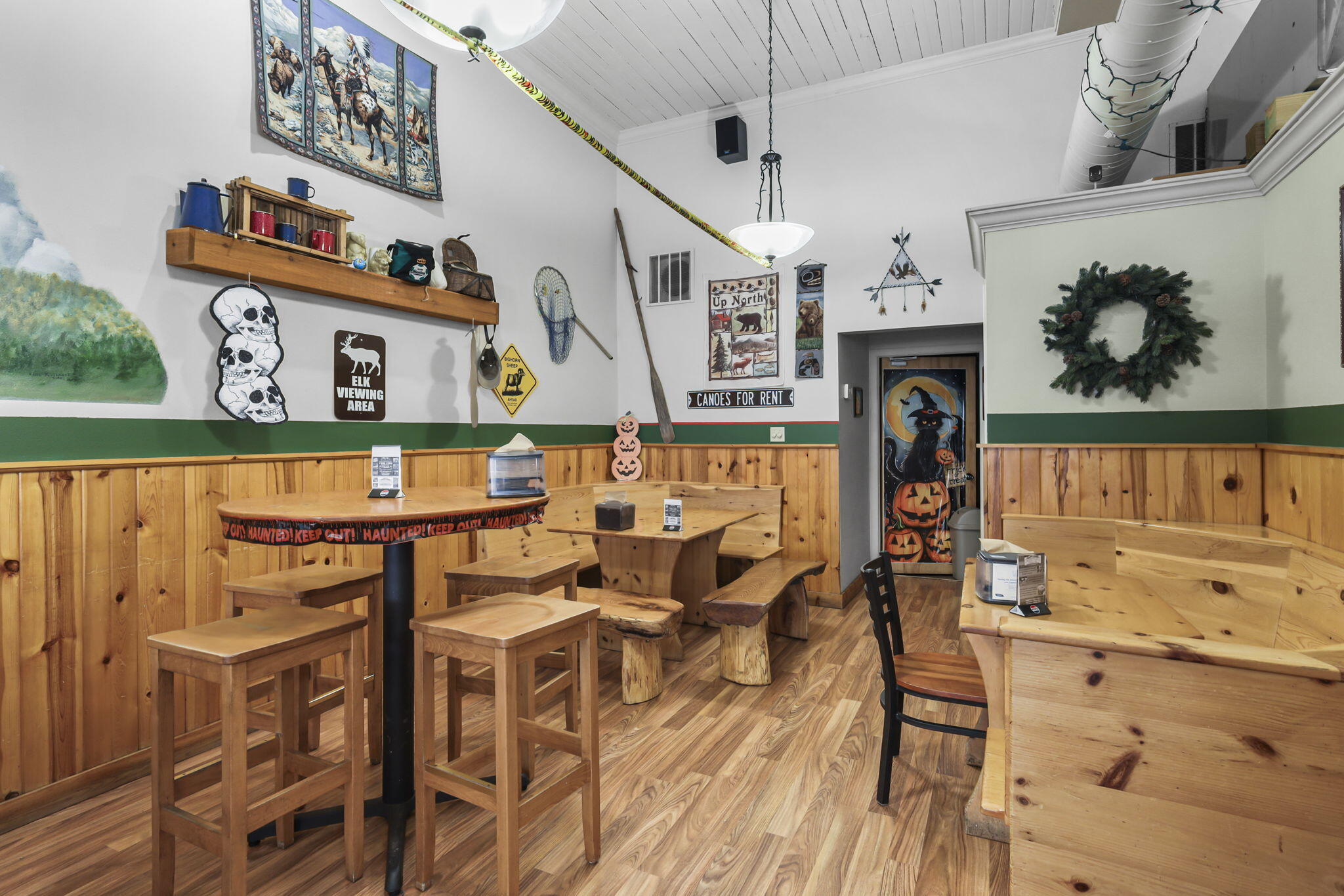 134 E Lake St Unit: 136