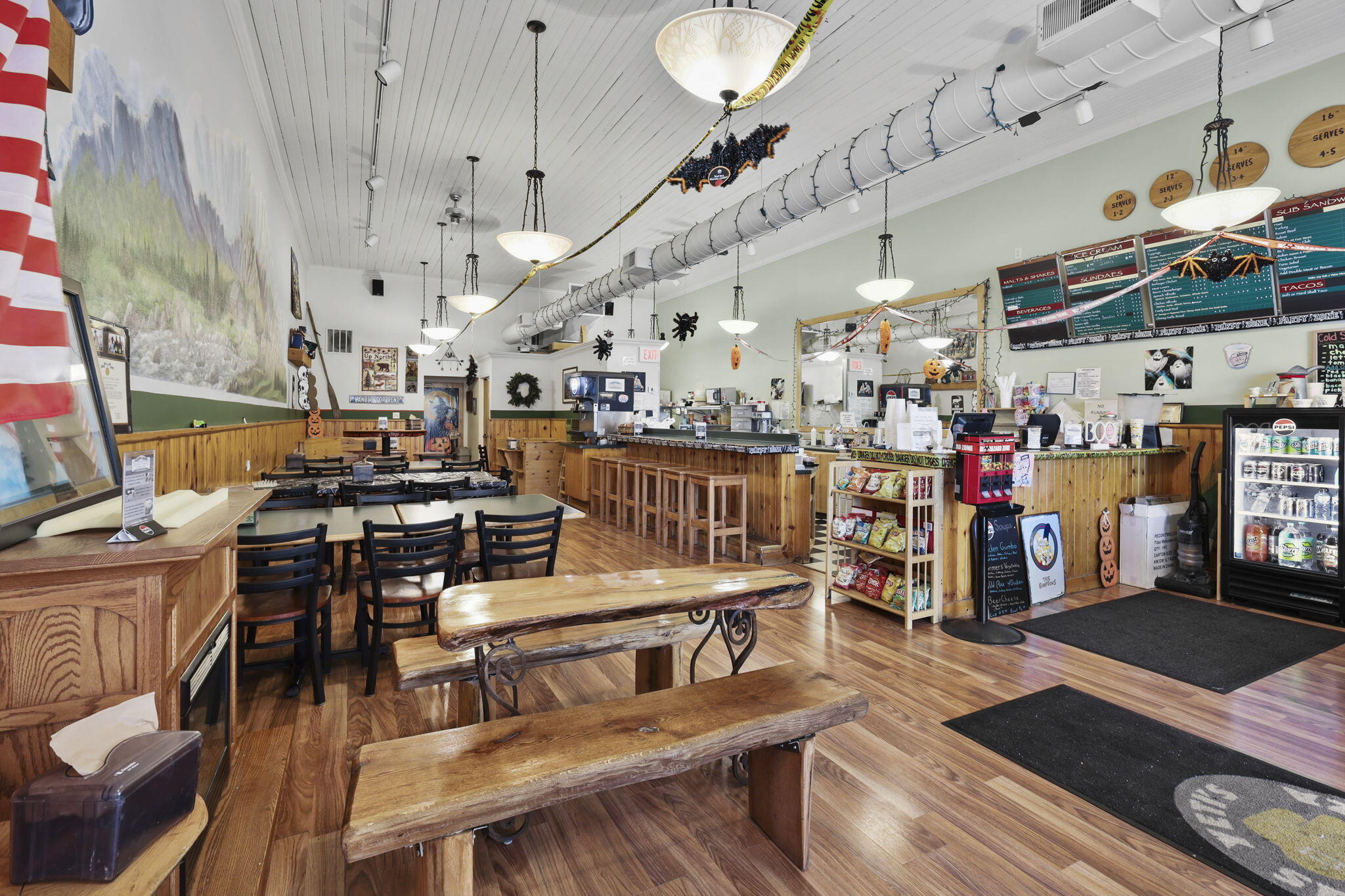 134 E Lake St Unit: 136