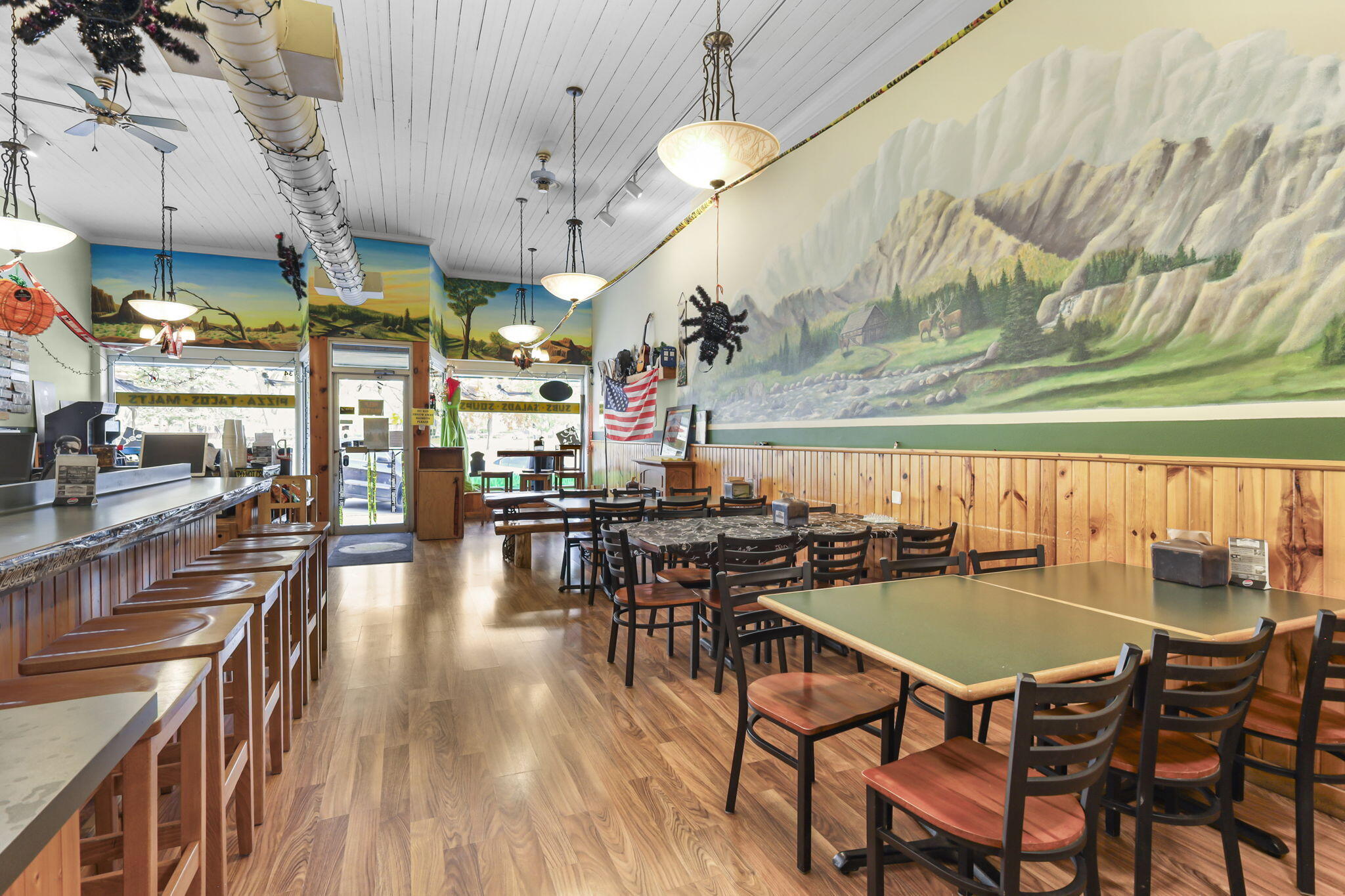 134 E Lake St Unit: 136