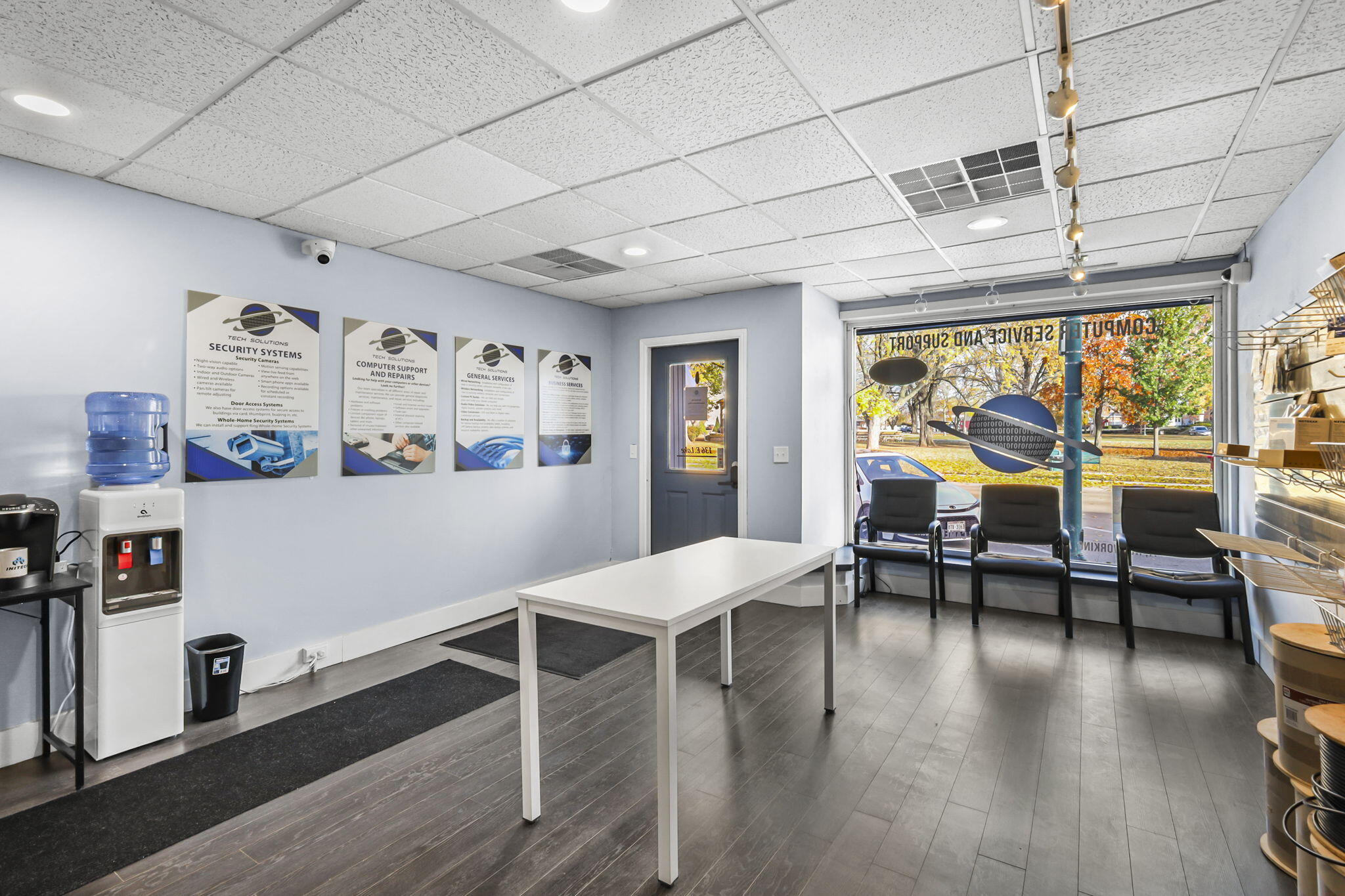 134 E Lake St Unit: 136