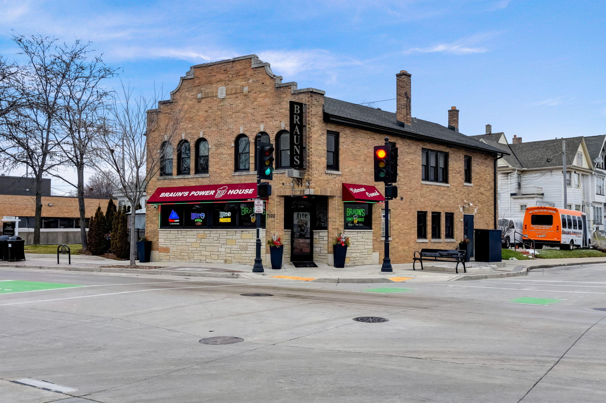 7100 W National Ave