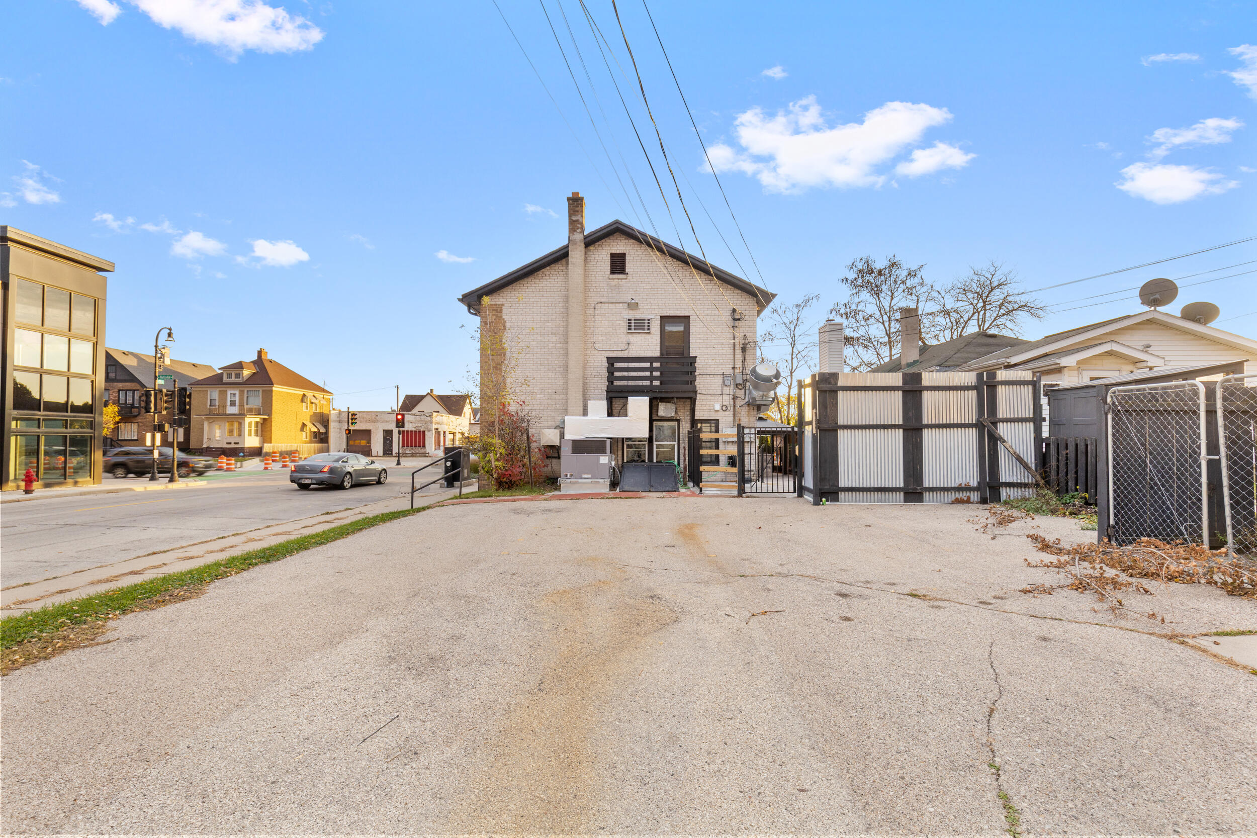 7100 W National Ave