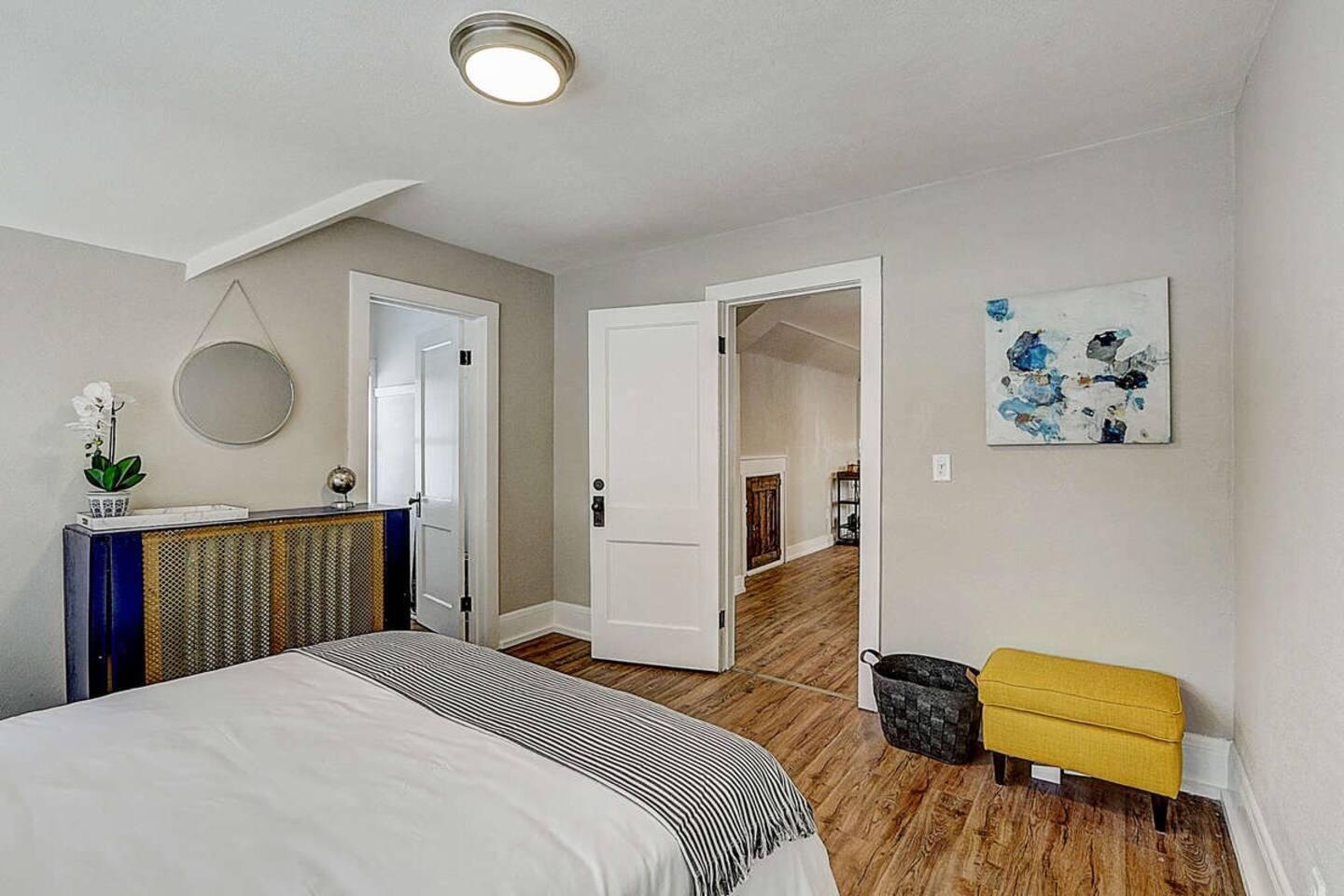 1202 N 45th St Unit: 1202 A