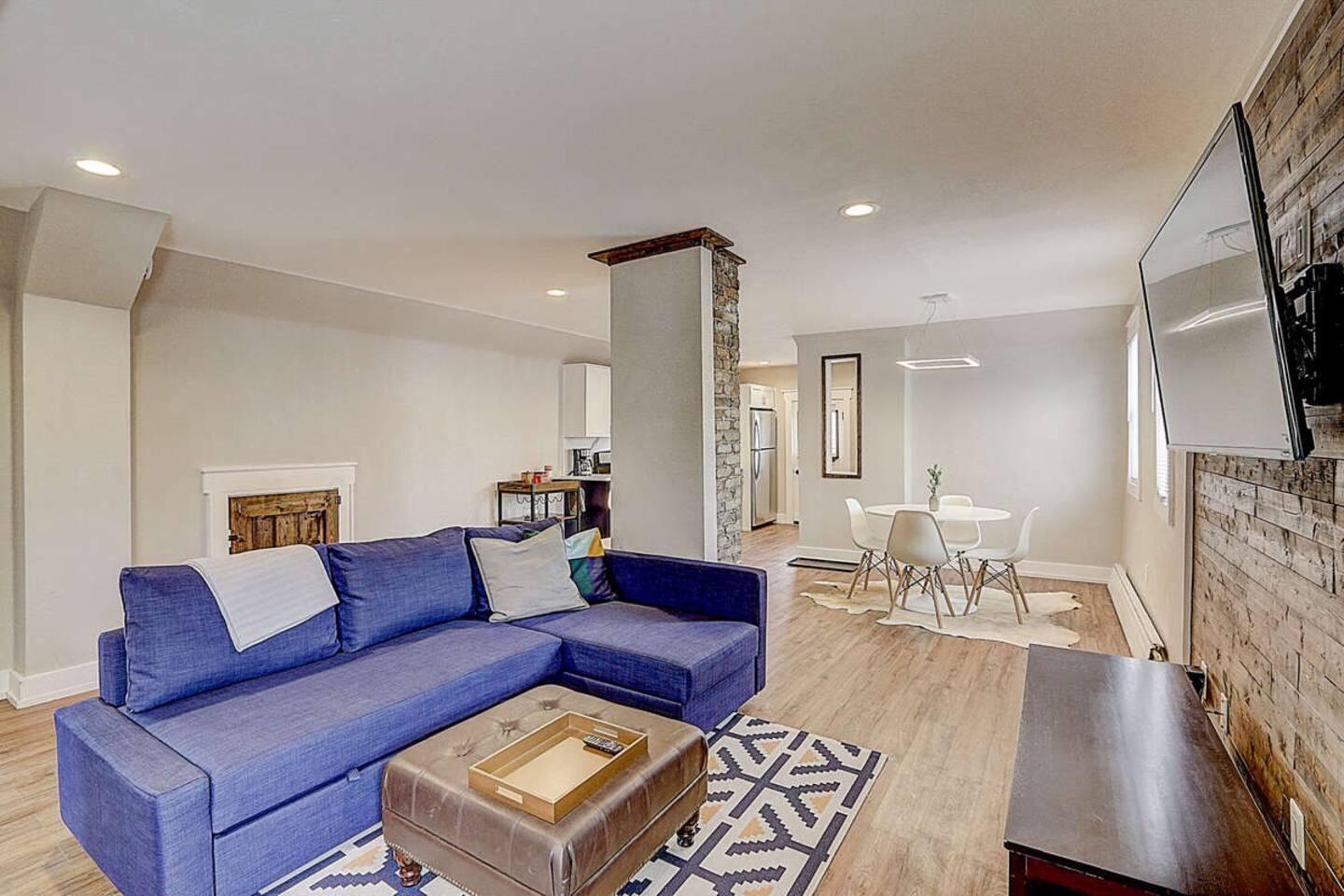 1202 N 45th St Unit: 1202 A