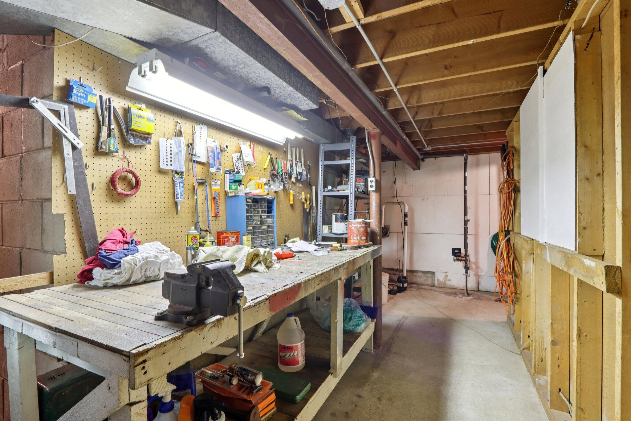 5341 N 49th St Unit: 5343