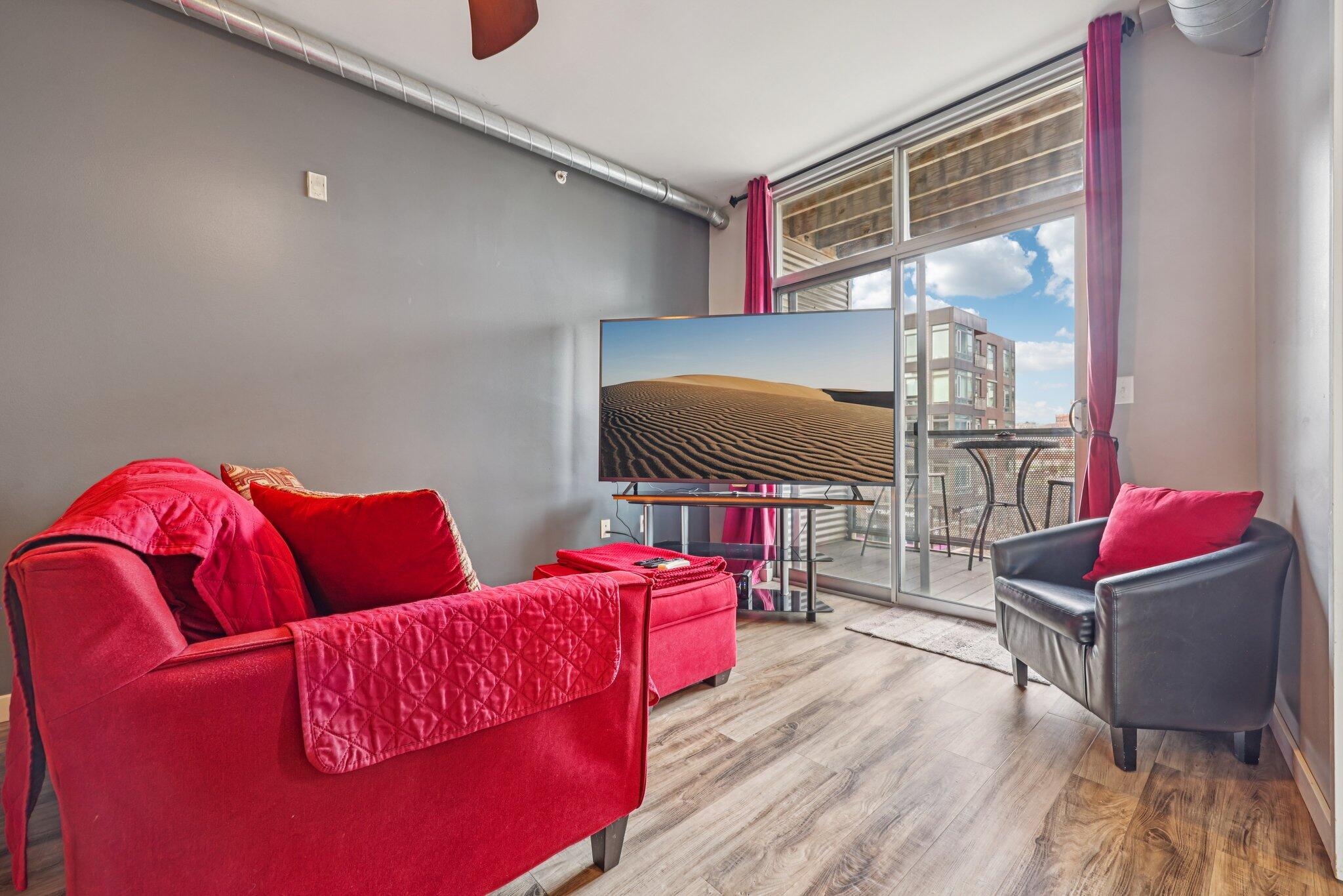 1541 N Jefferson St Unit: 209