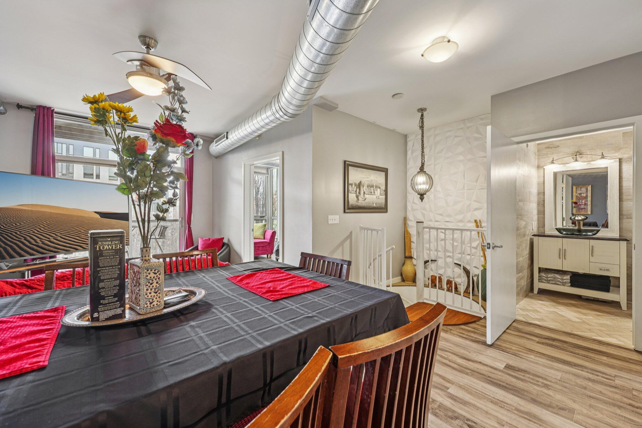 1541 N Jefferson St Unit: 209