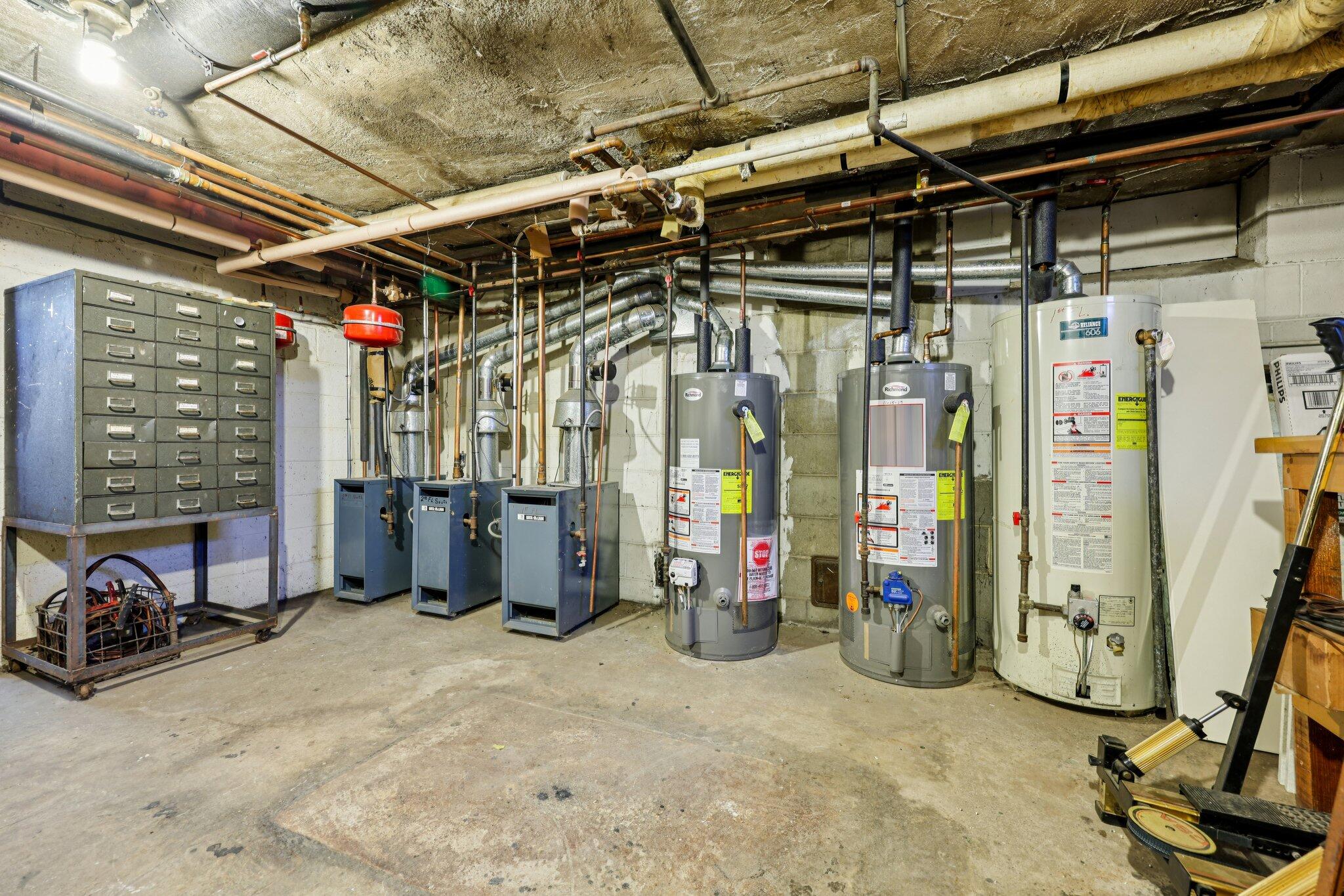 4703 W Jackson Park Dr