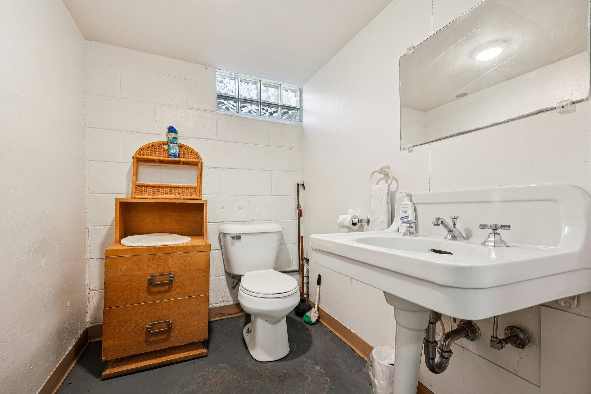 4703 W Jackson Park Dr