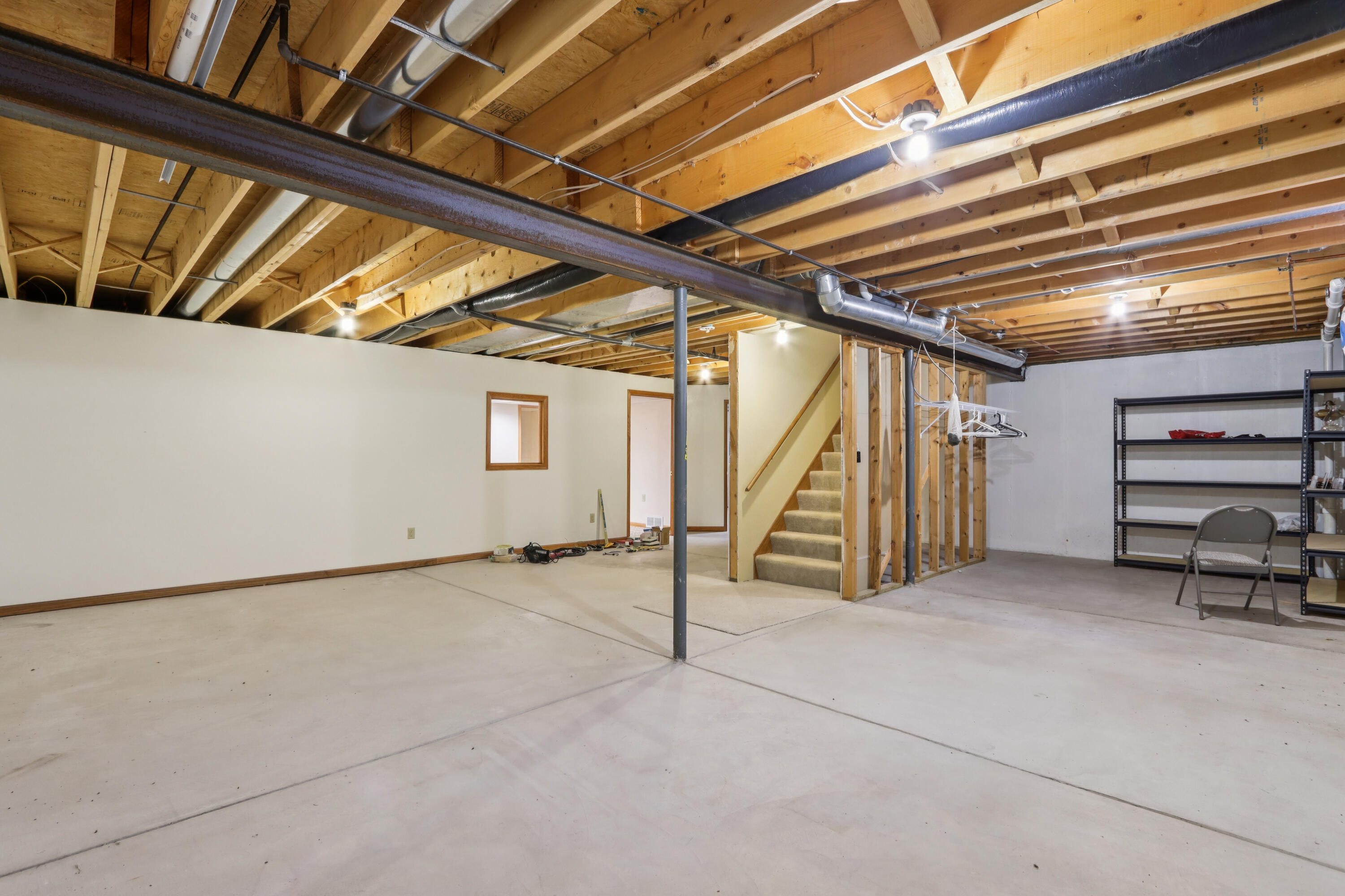 W203N16184 Pin Oak Cir