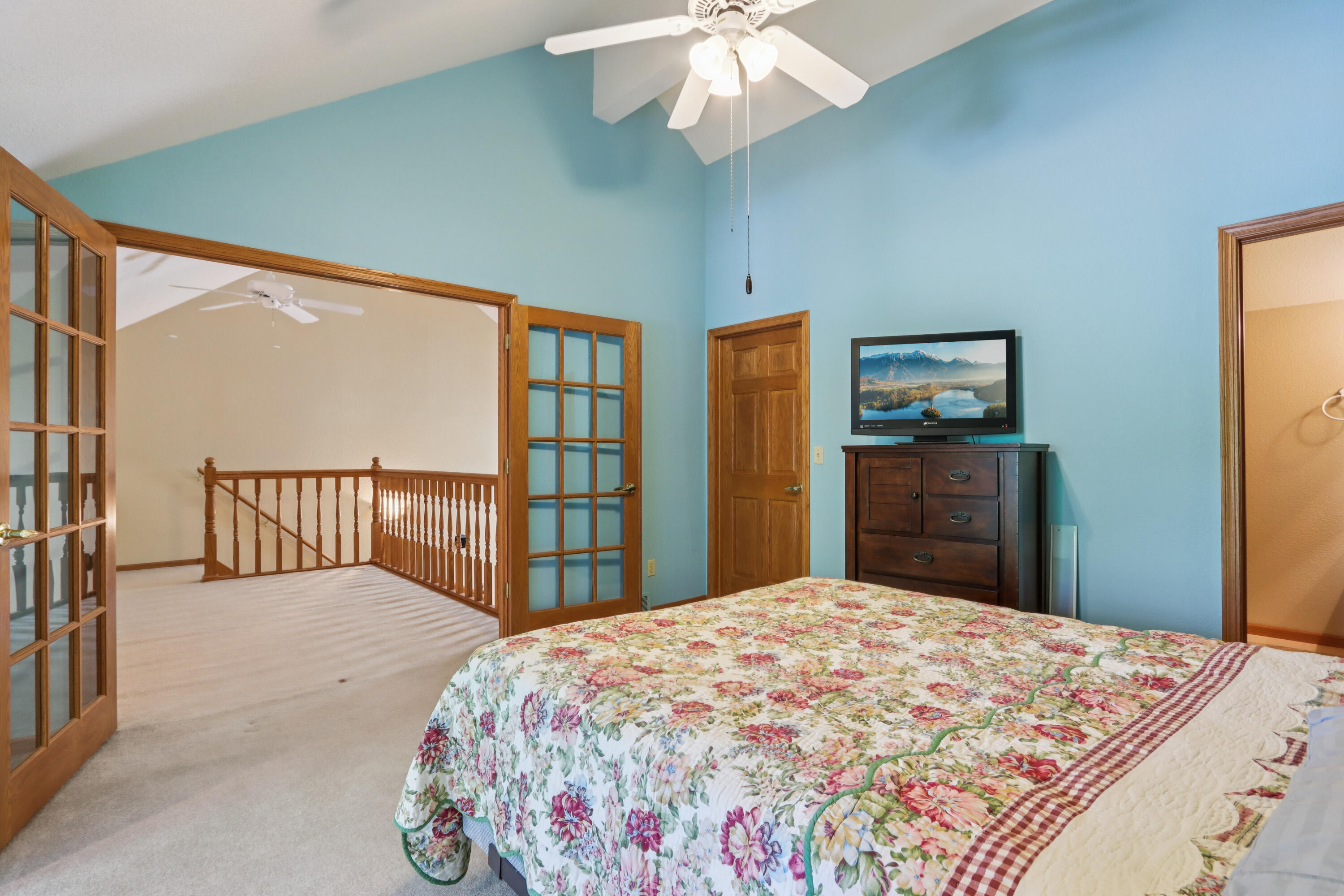 W203N16184 Pin Oak Cir