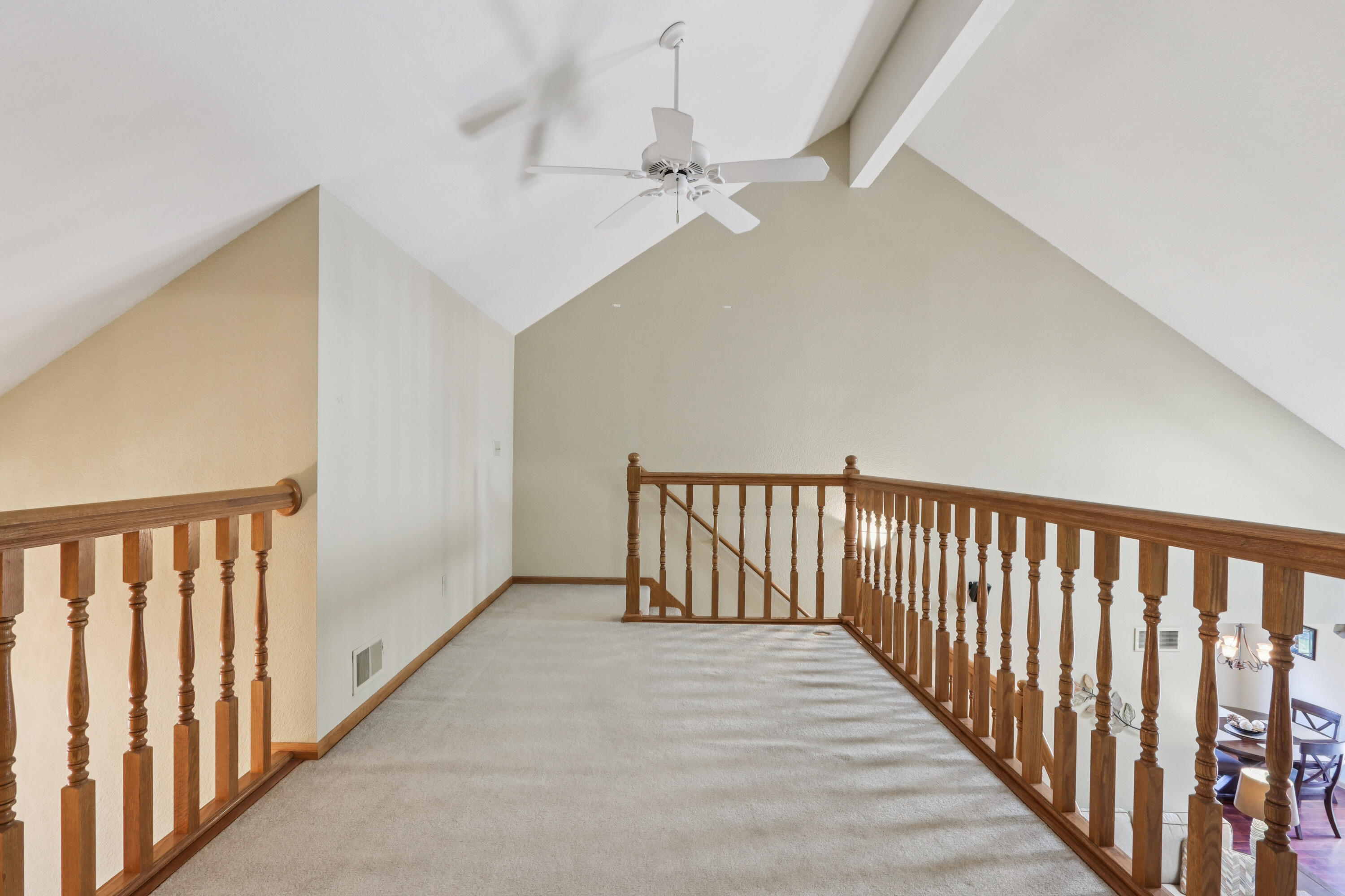 W203N16184 Pin Oak Cir