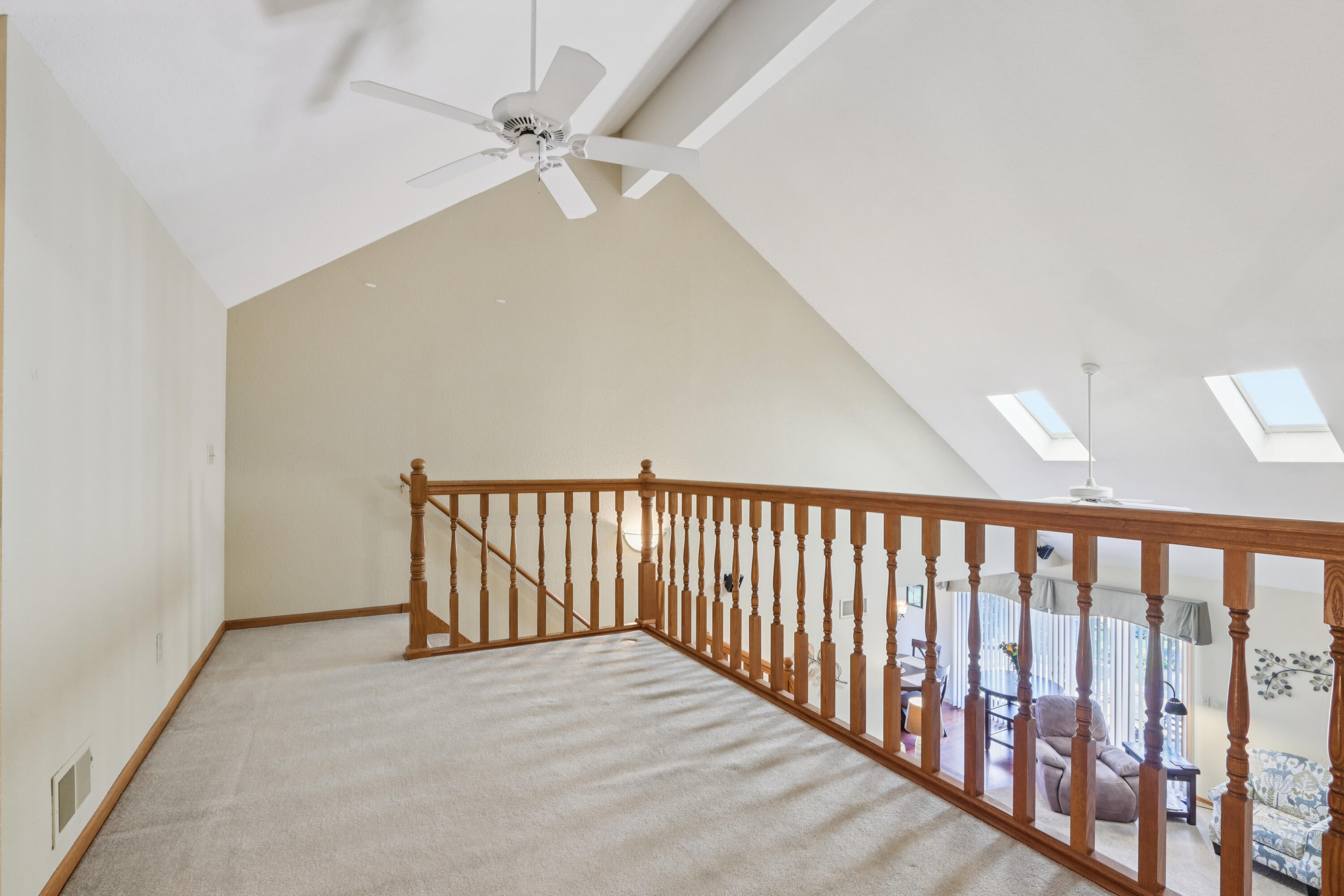 W203N16184 Pin Oak Cir