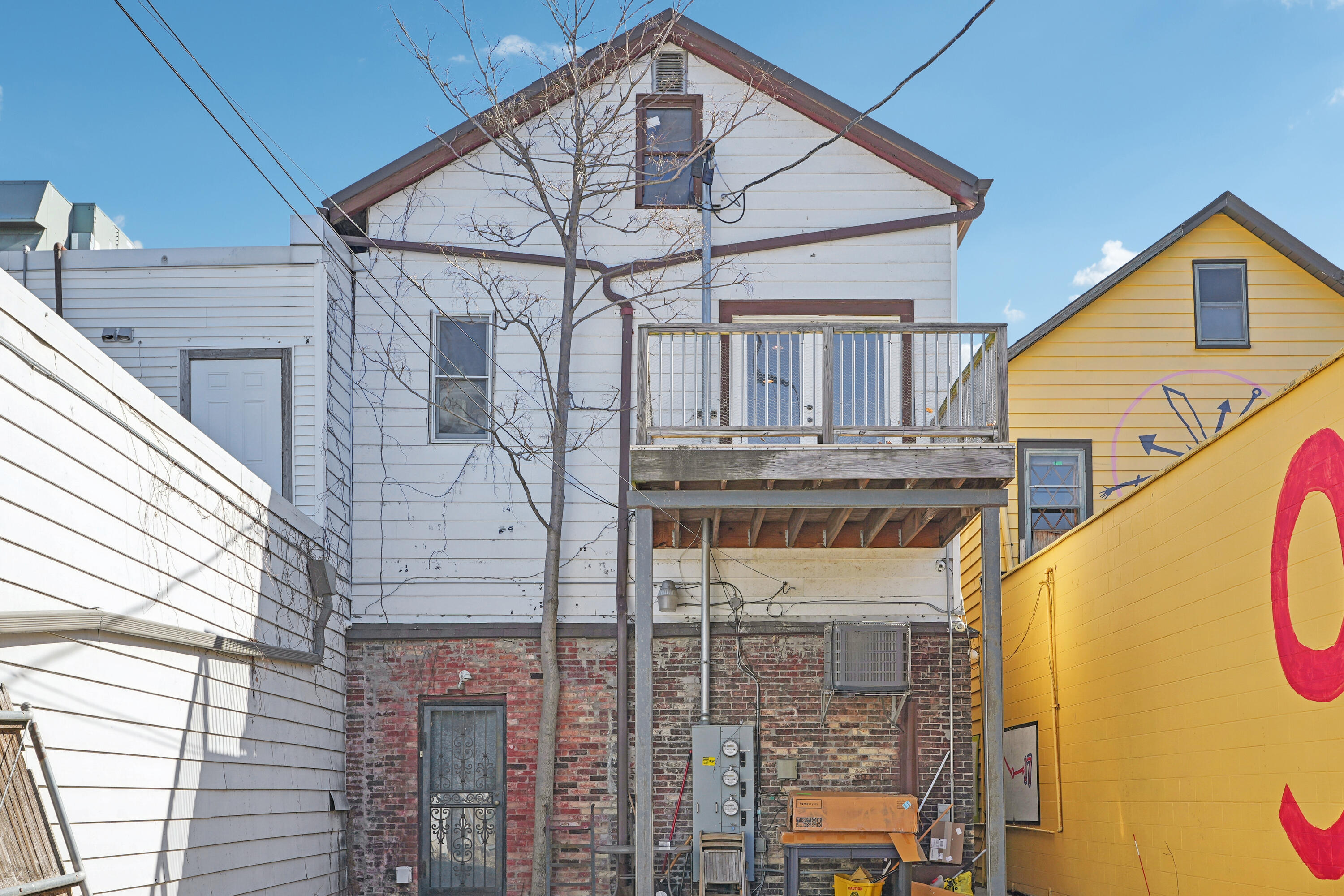 719 S 5th St