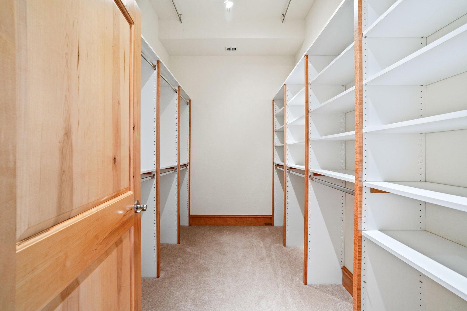 1313 N Franklin Pl Unit: 504
