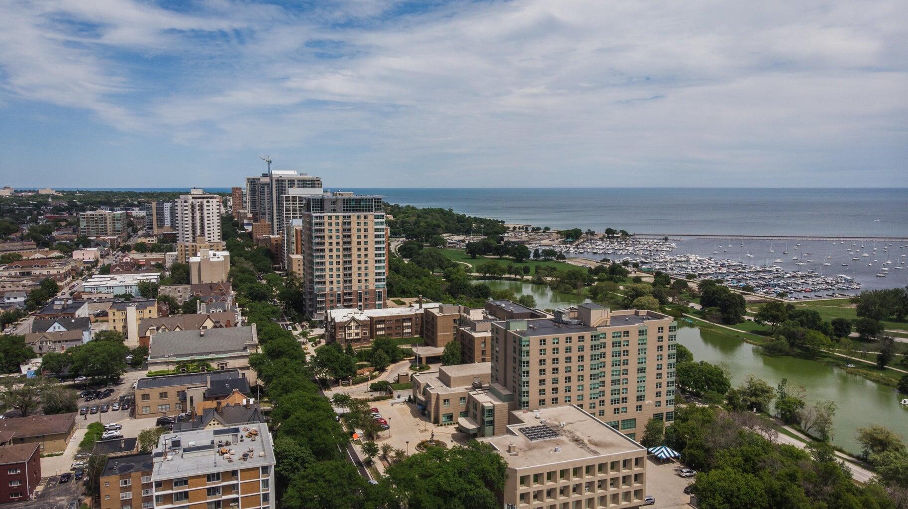 1313 N Franklin Pl Unit: 504