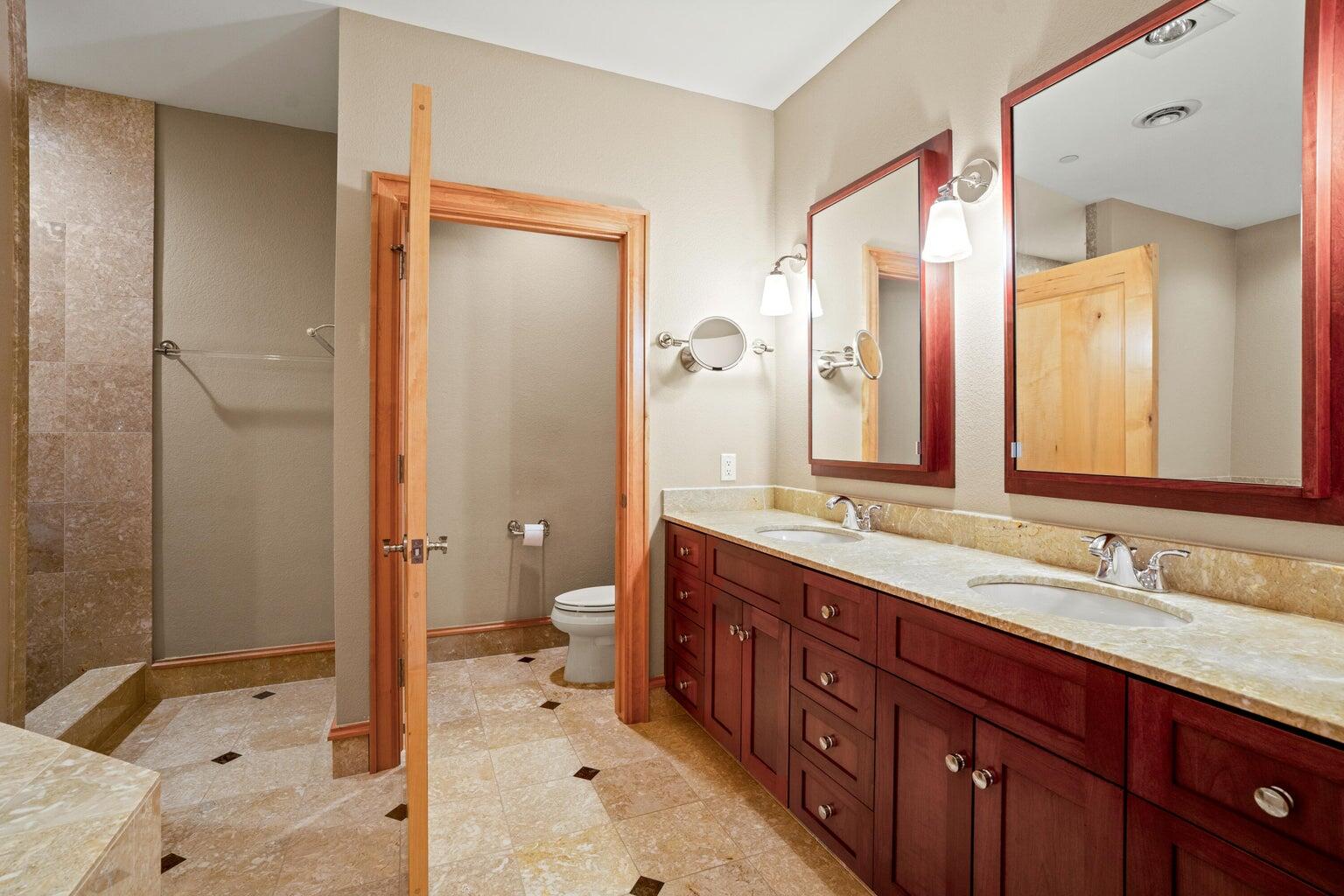 1313 N Franklin Pl Unit: 504