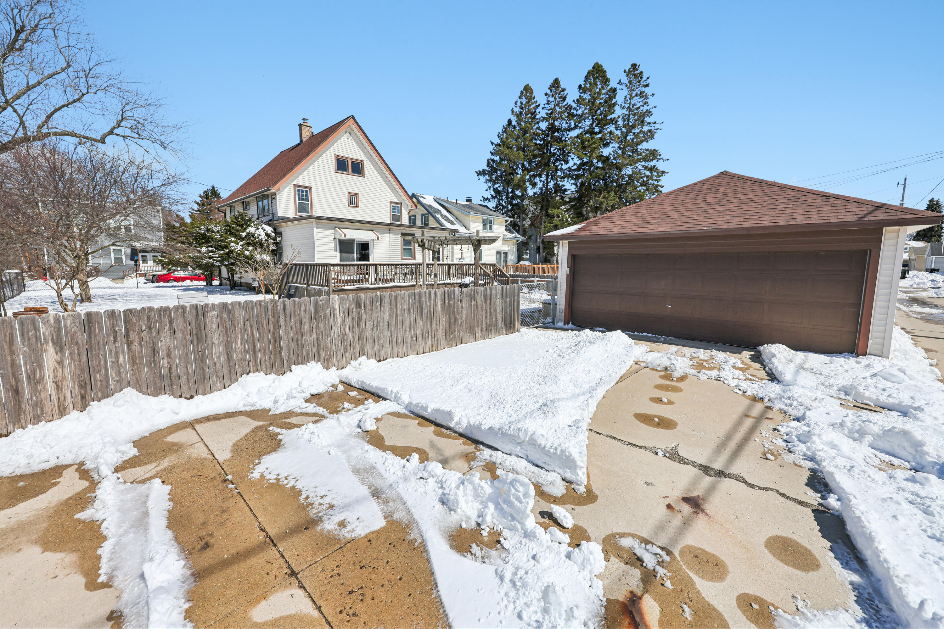 727 Minnesota Ave