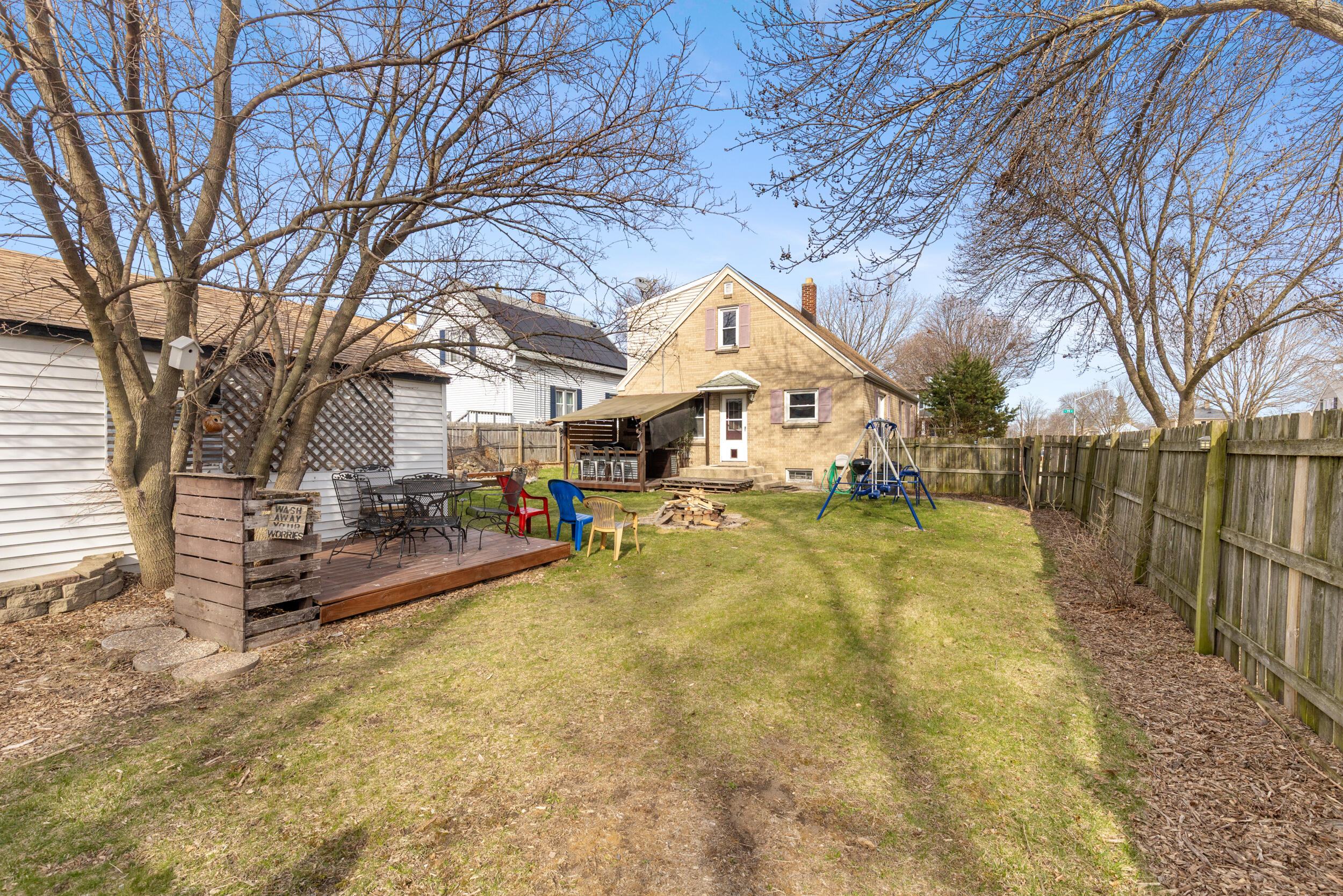 1981 S 75th St