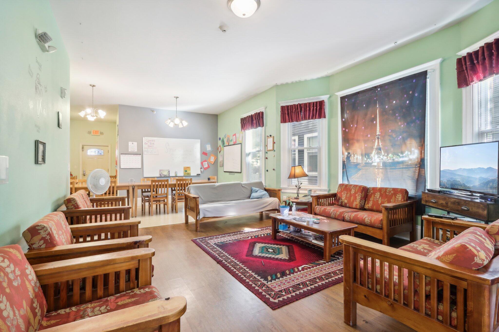 1022 W Madison St Unit: 1024