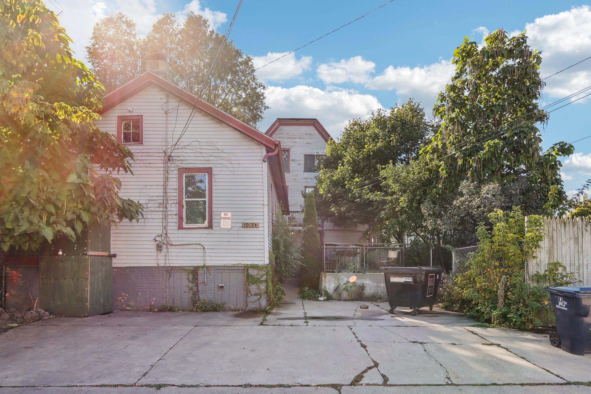 1022 W Madison St Unit: 1024