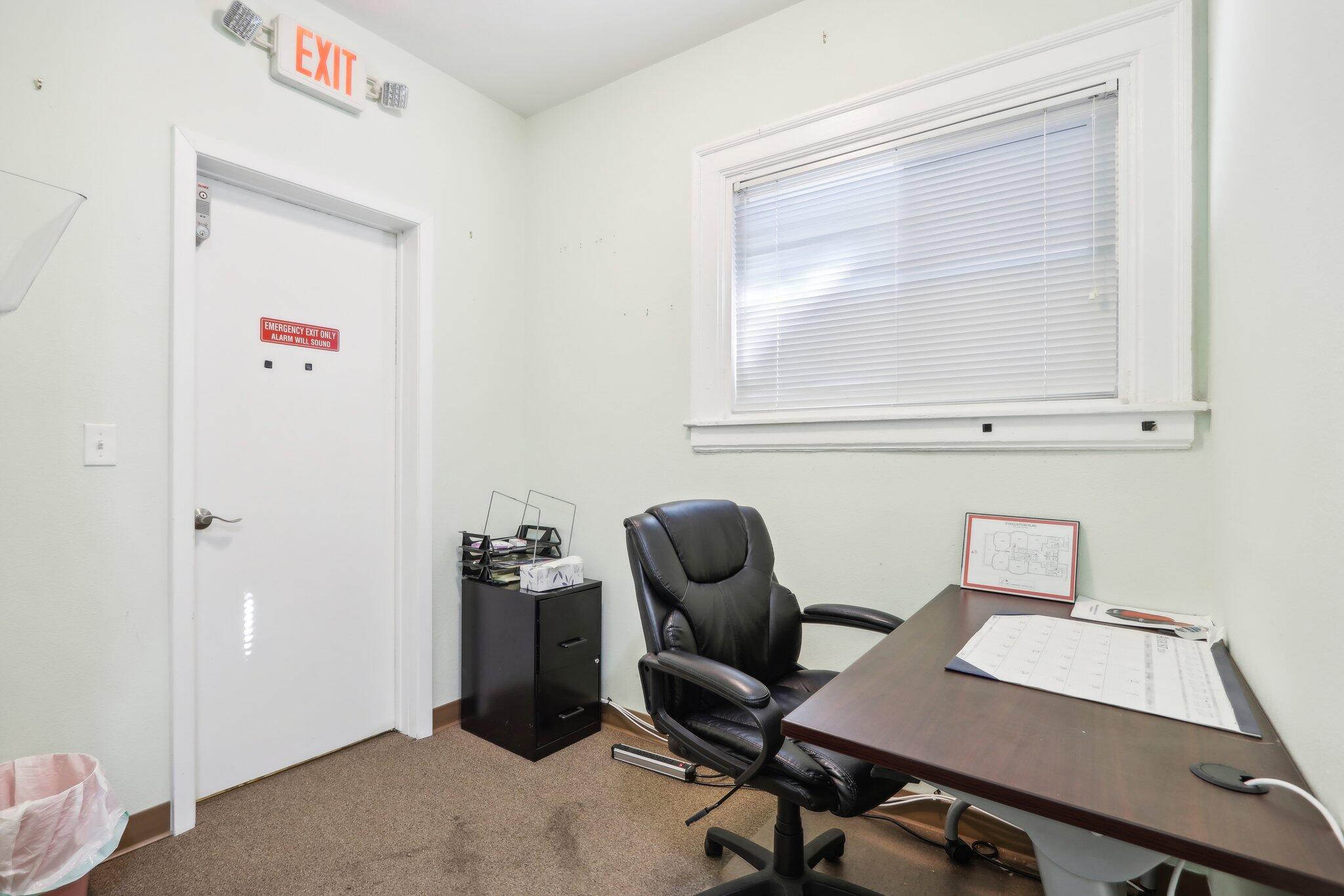 1022 W Madison St Unit: 1024