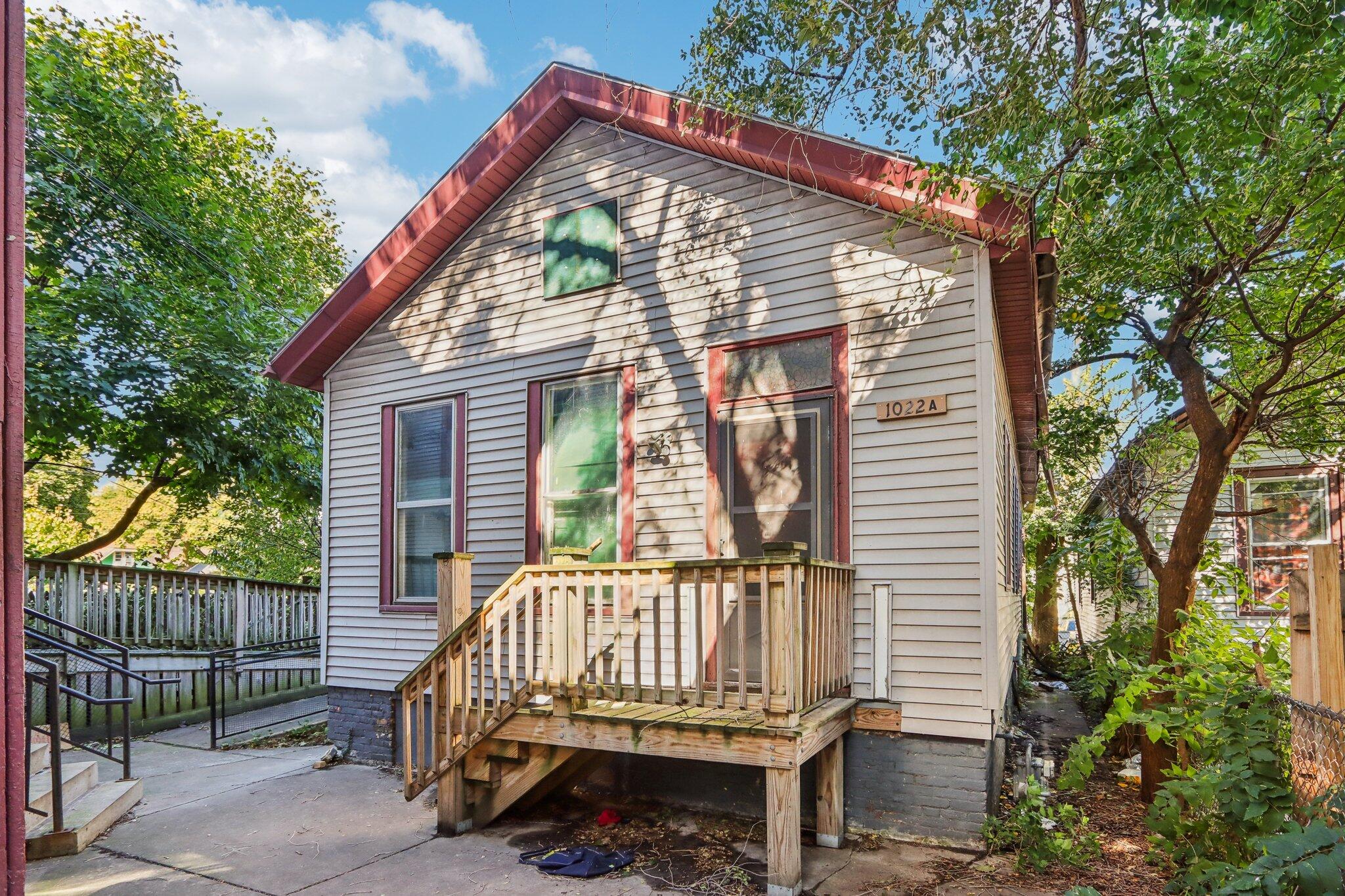 1022 W Madison St Unit: 1024