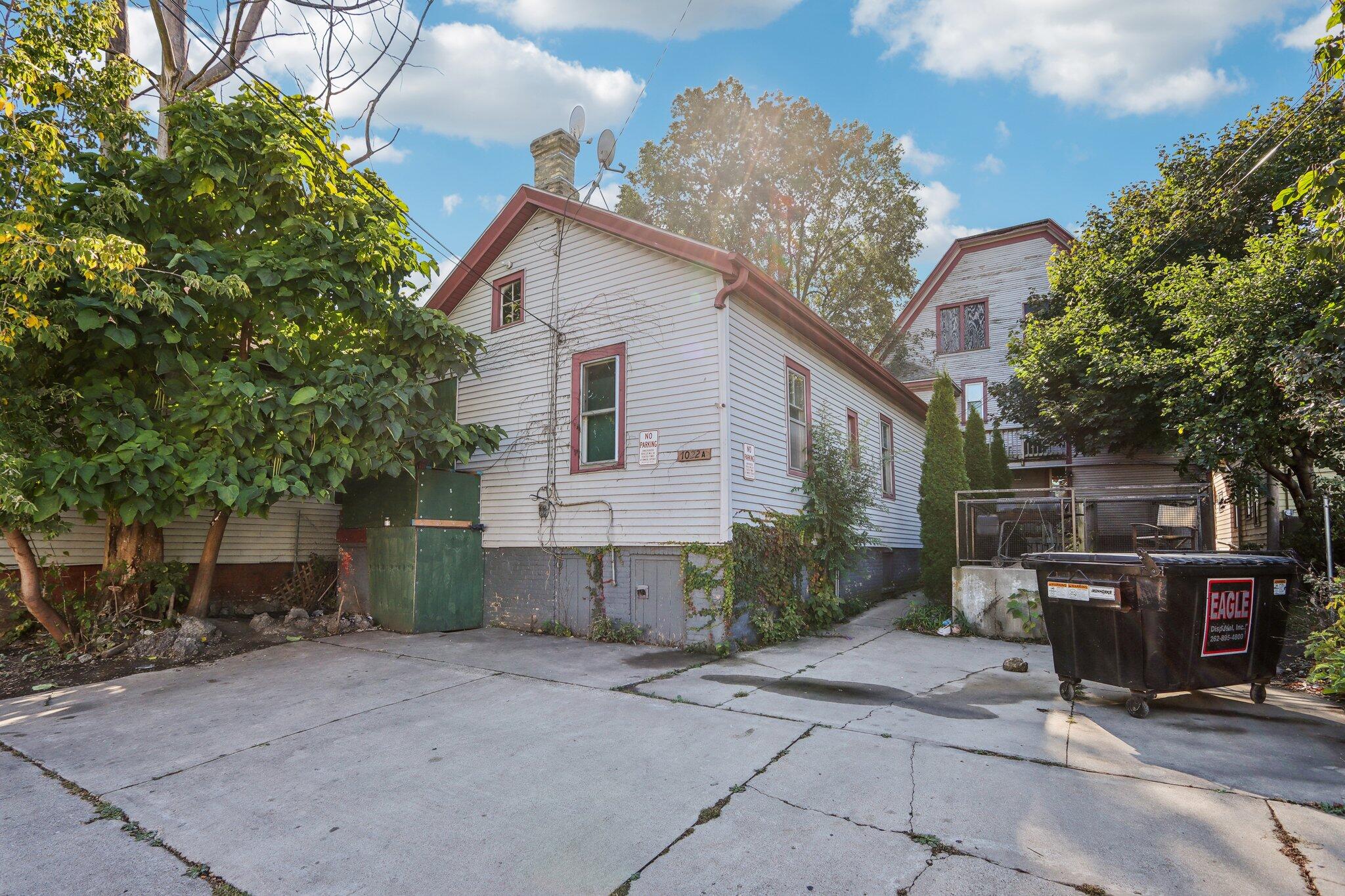 1022 W Madison St Unit: 1024