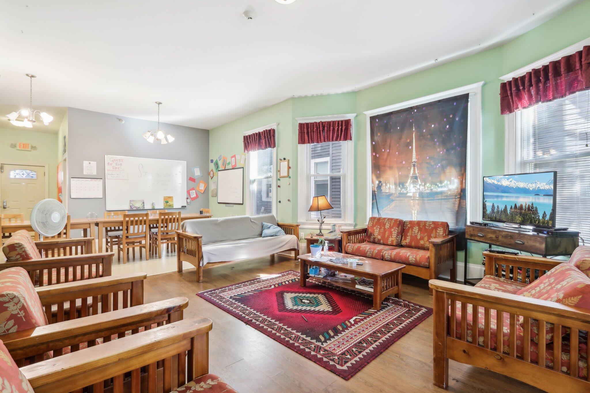 1022 W Madison St Unit: 1024