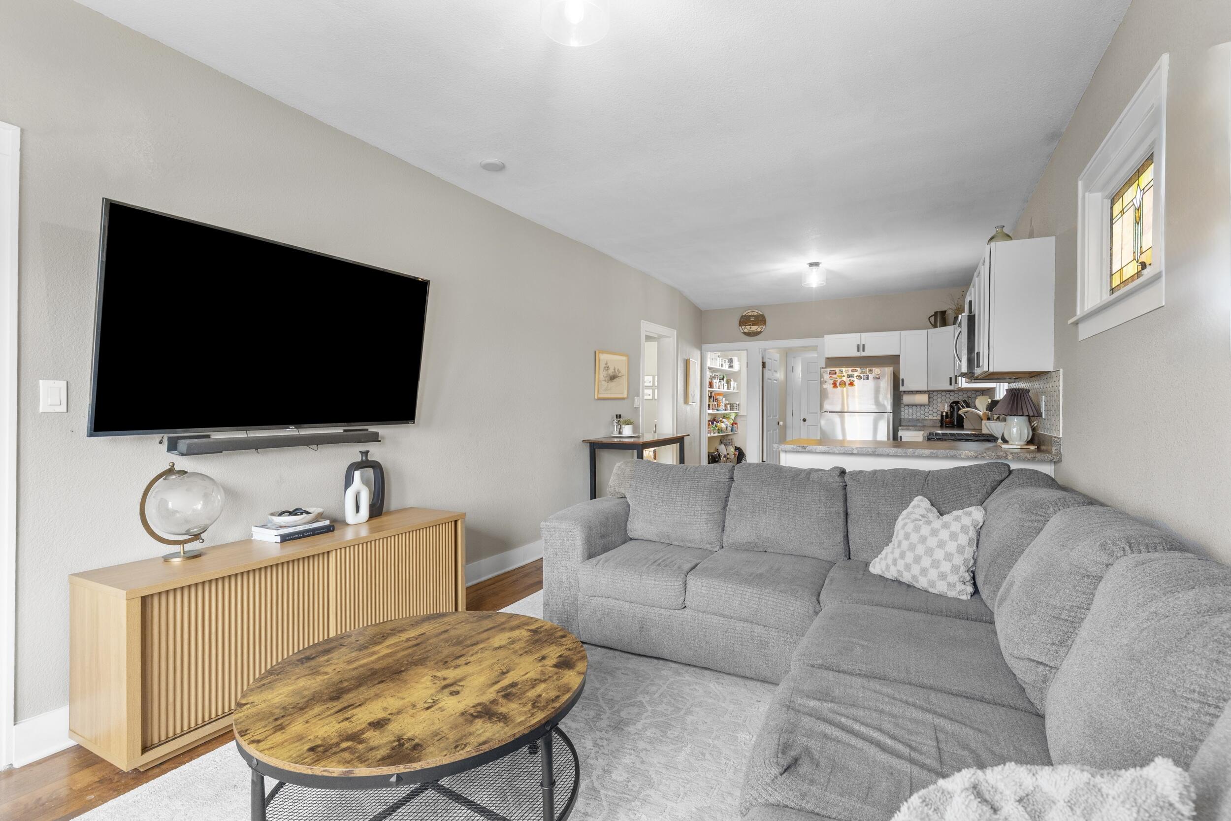 516 Menomonee Ave