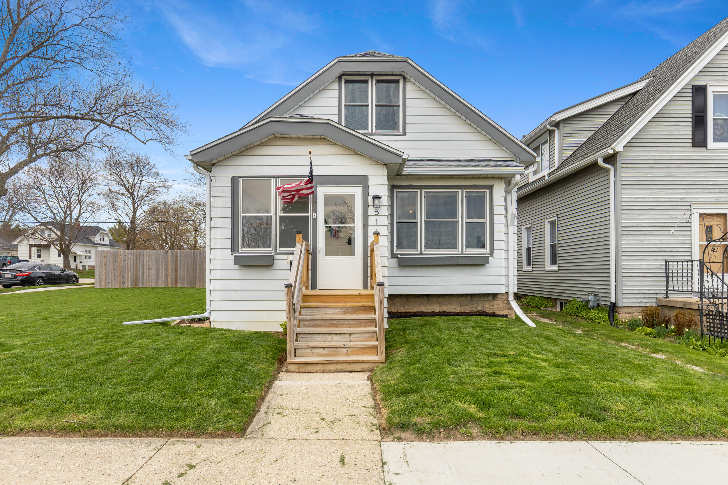 516 Menomonee Ave