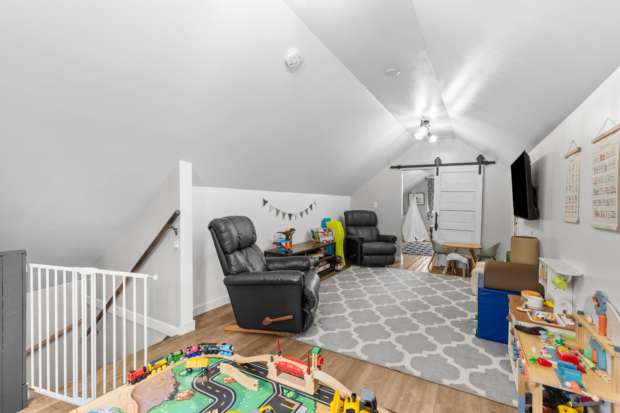 516 Menomonee Ave