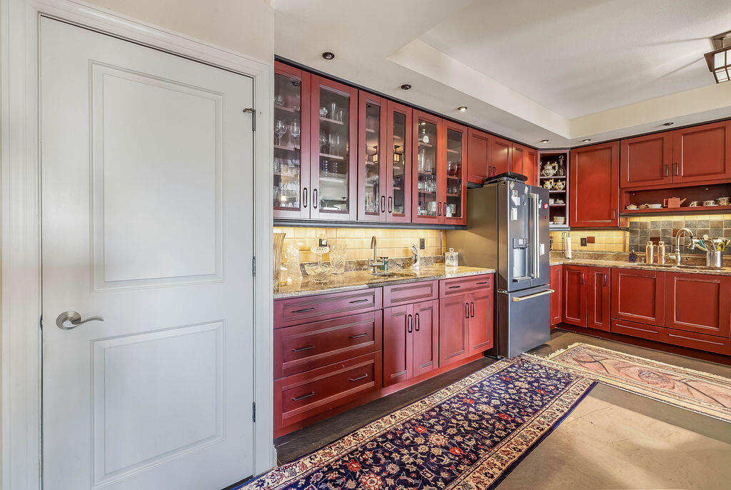 606 W Wisconsin Ave Unit: 1801