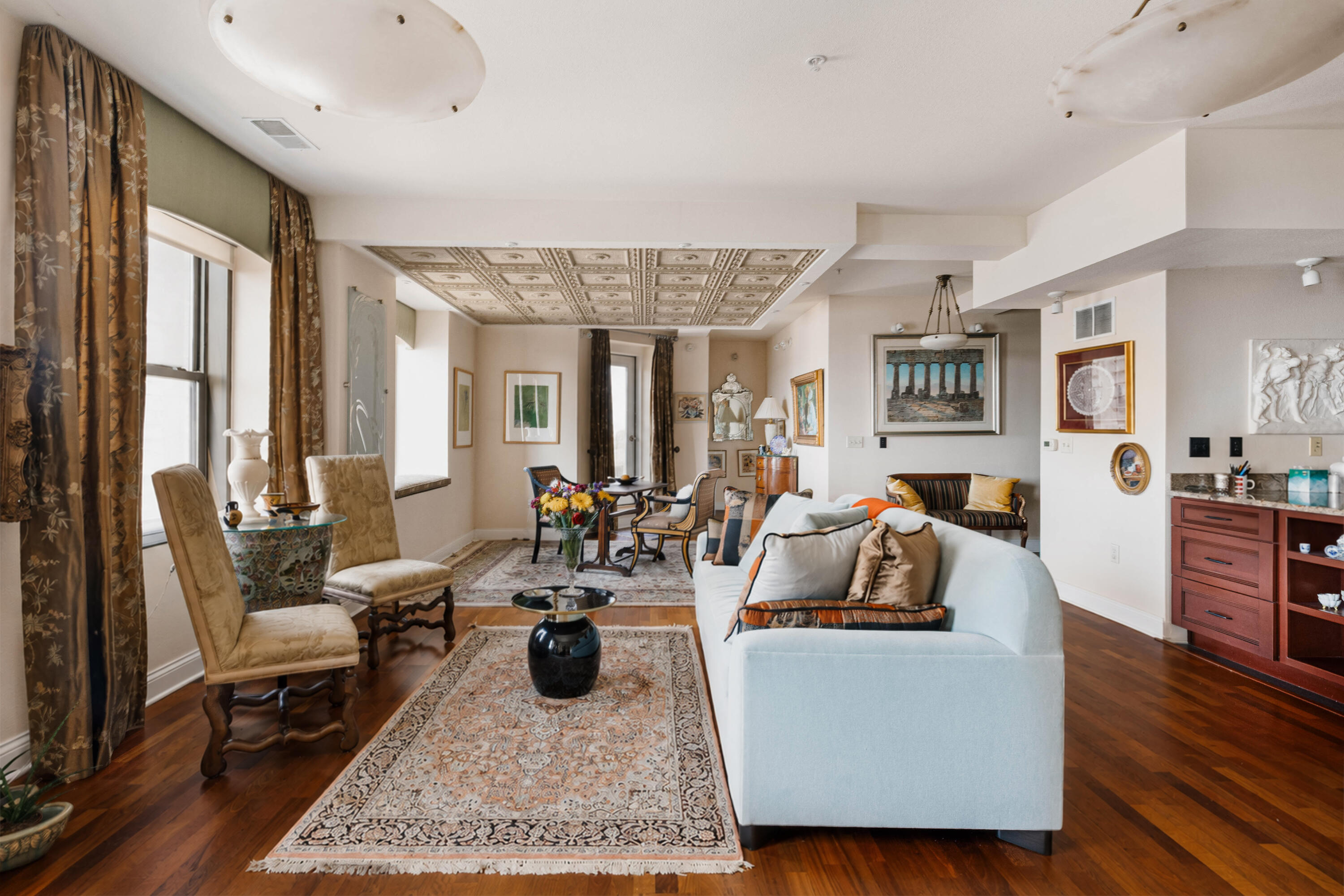 606 W Wisconsin Ave Unit: 1801