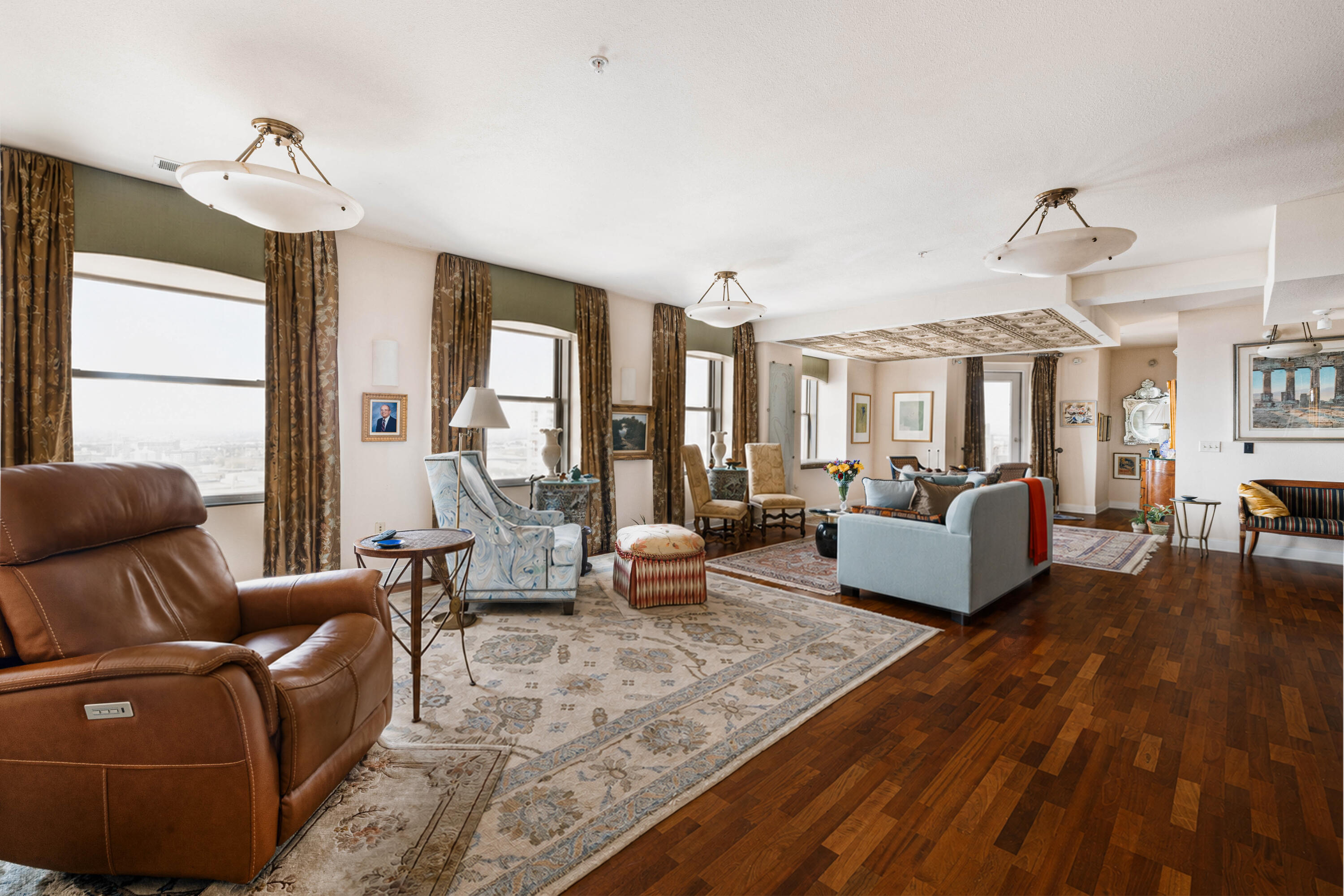 606 W Wisconsin Ave Unit: 1801
