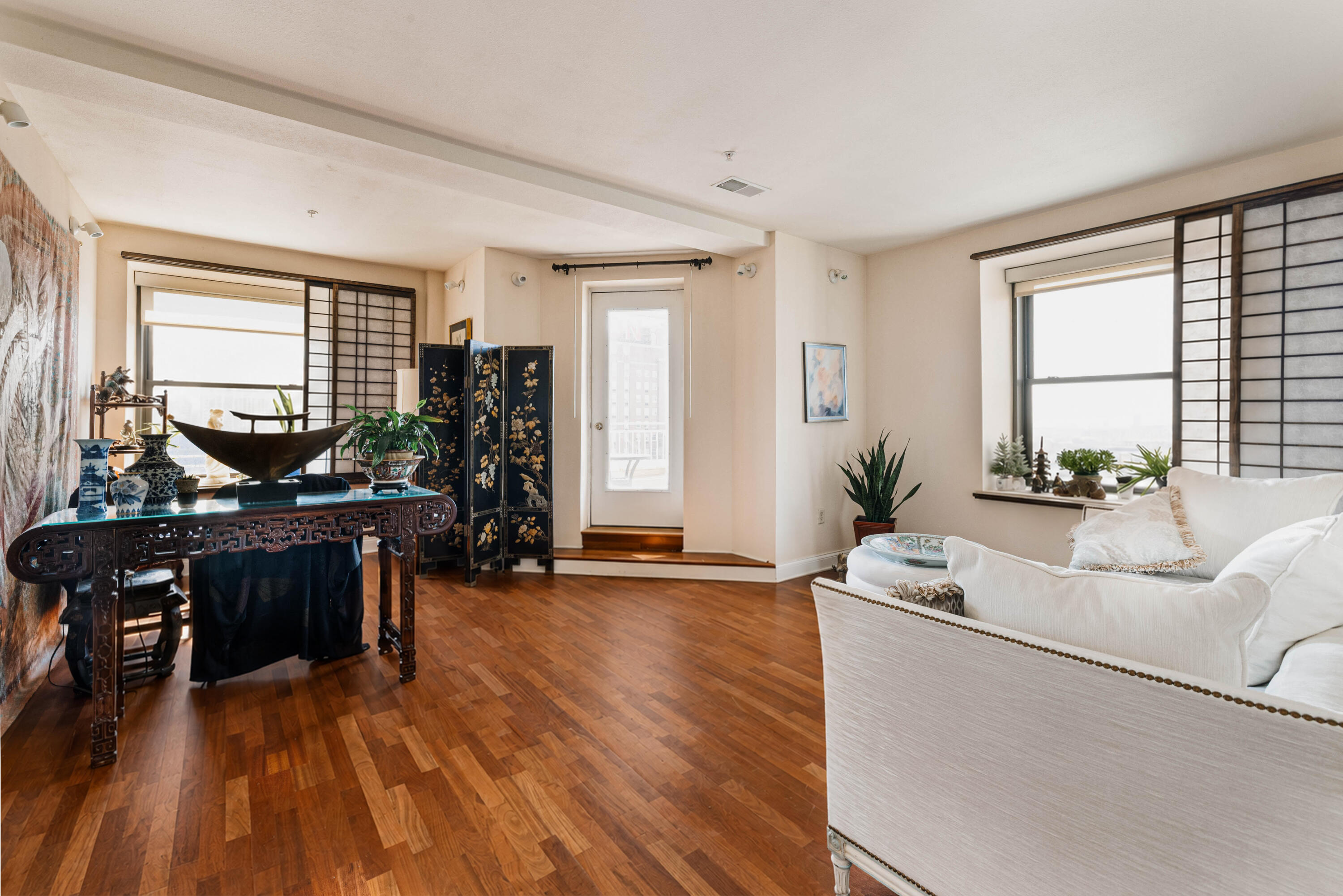 606 W Wisconsin Ave Unit: 1801