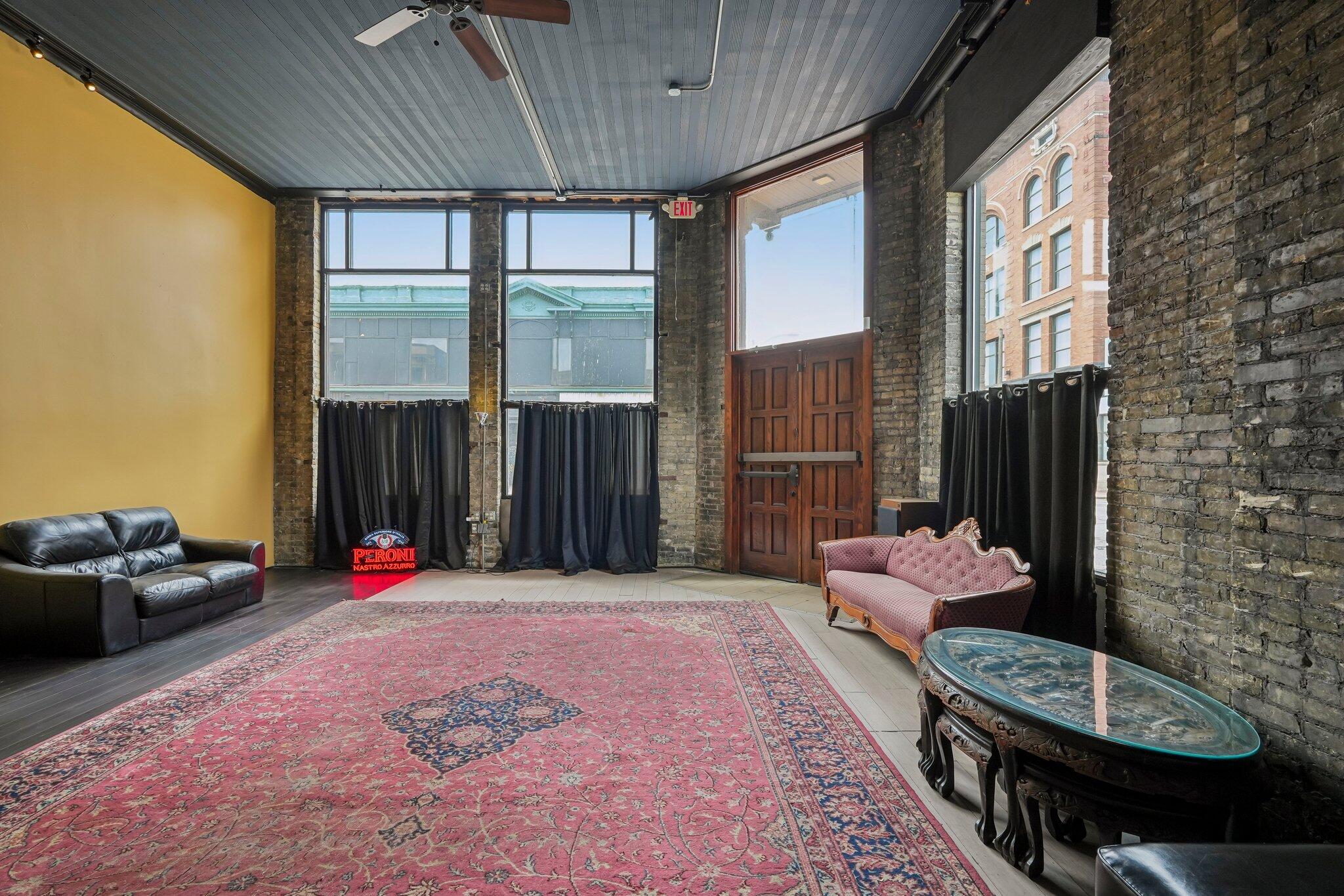 726 S 6th St Unit: 734