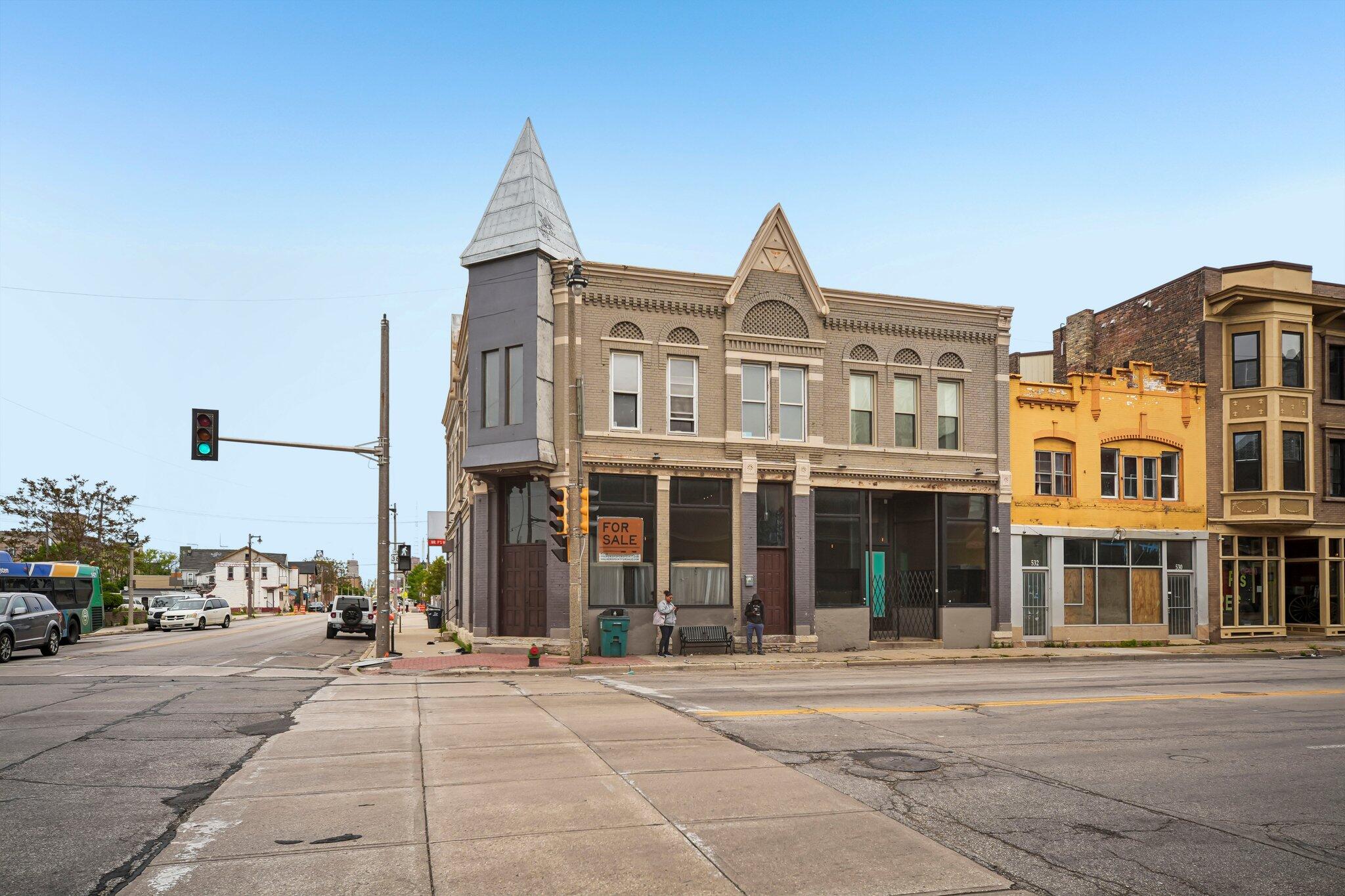 726 S 6th St Unit: 734