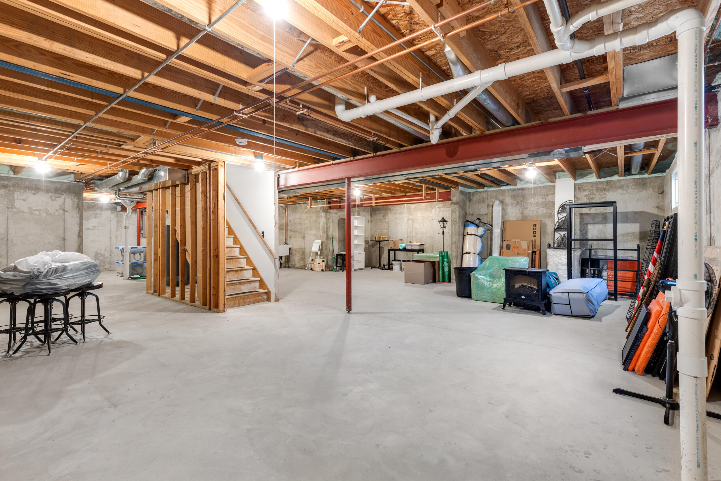 3950 Royal Oaks Dr