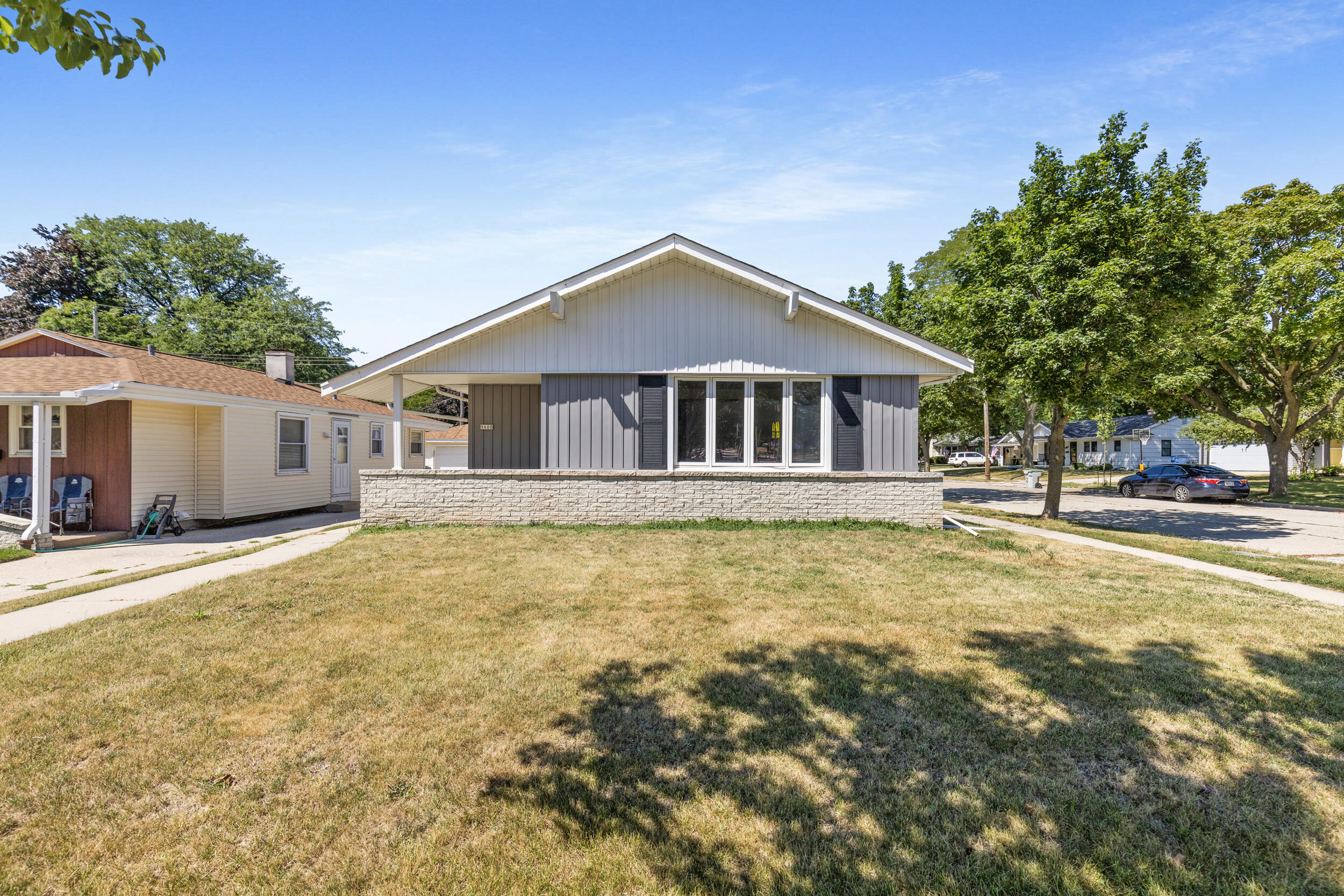 9600 W Morgan Ave