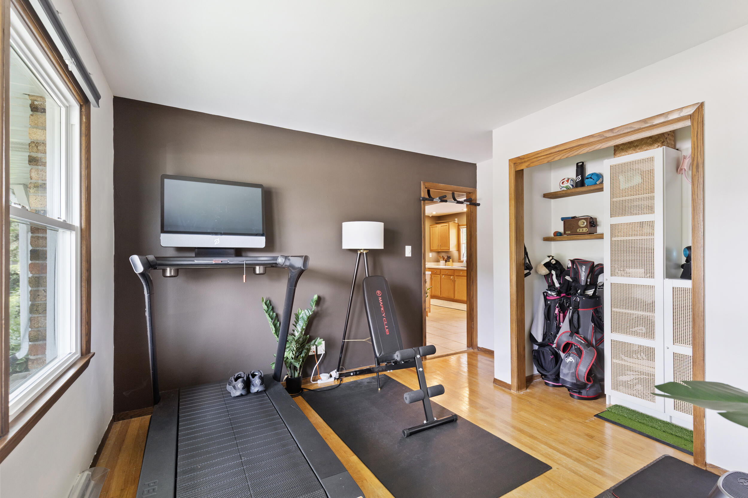 8031 S 59th St