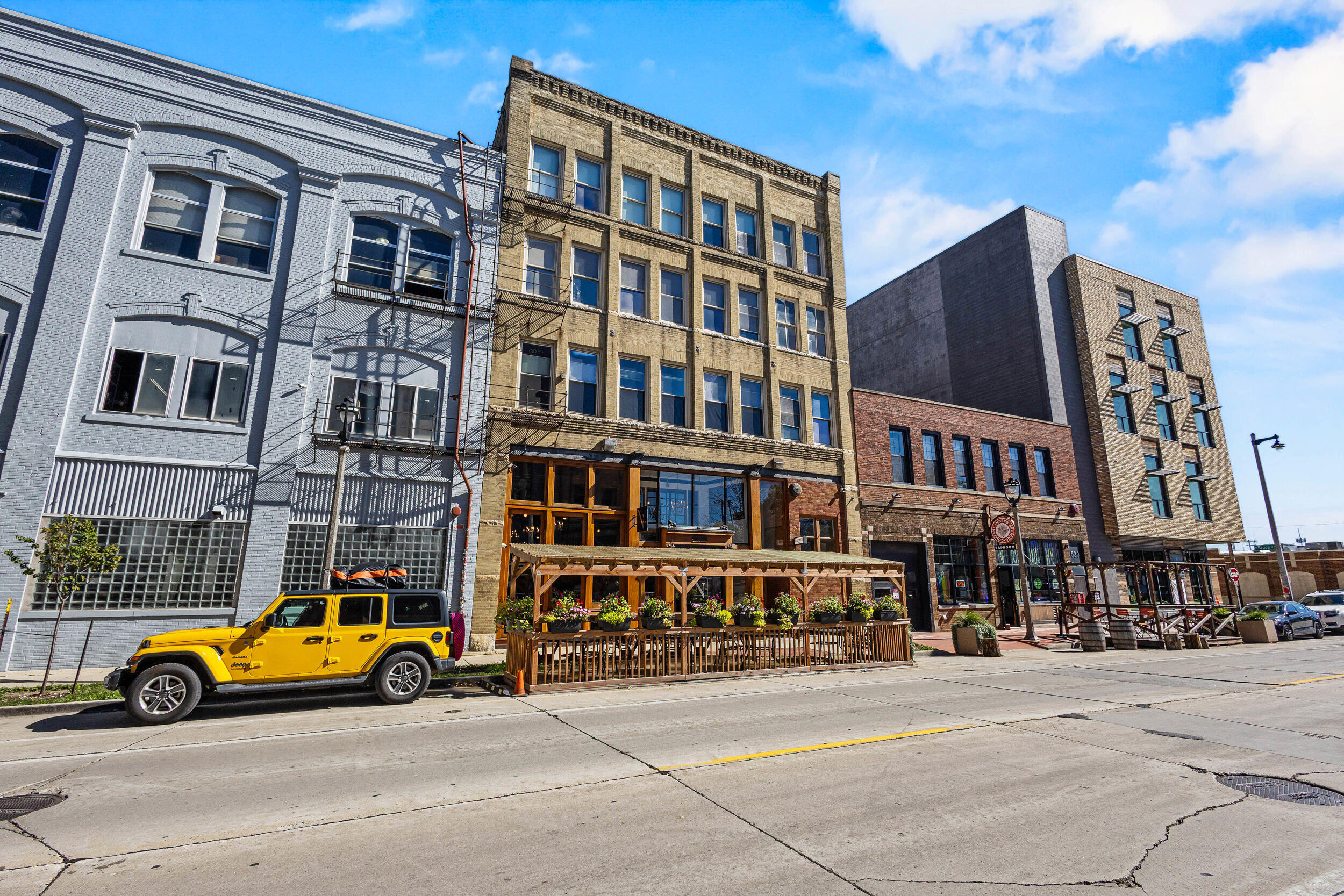 524 S 2nd St