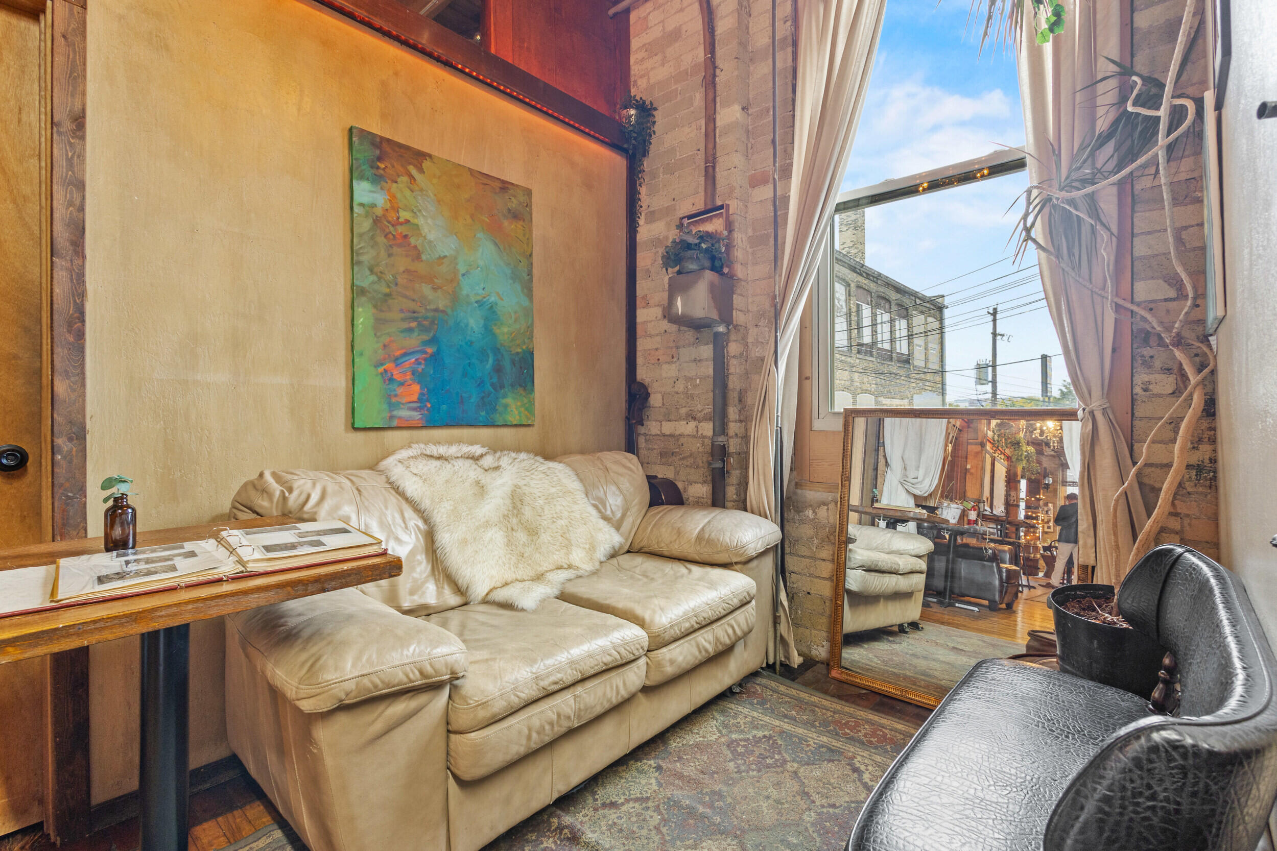 524 S 2nd St