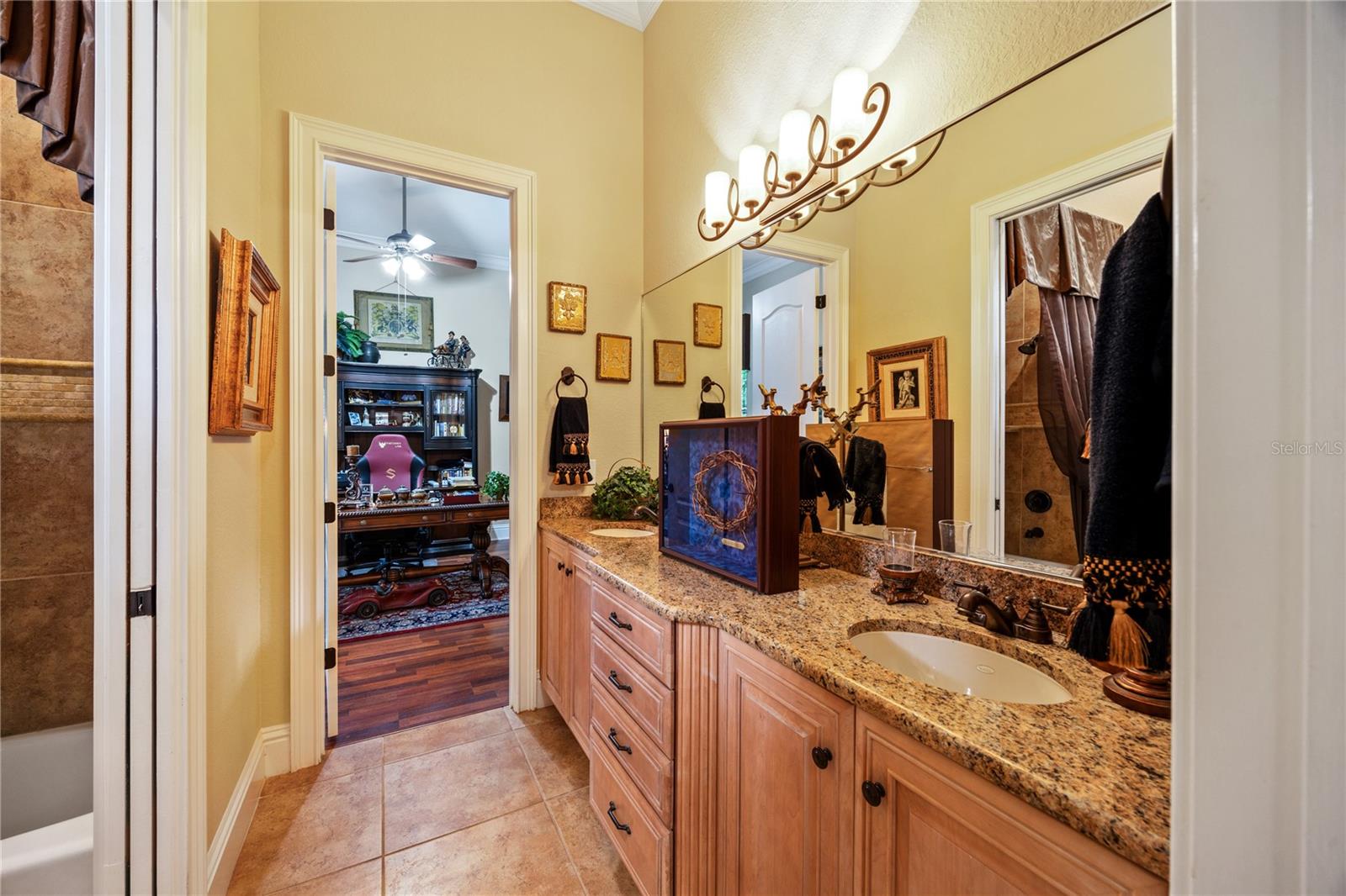 8315 DAY LILY PL