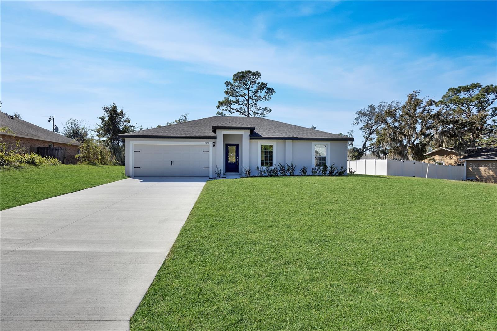 1142 LYRIC DR