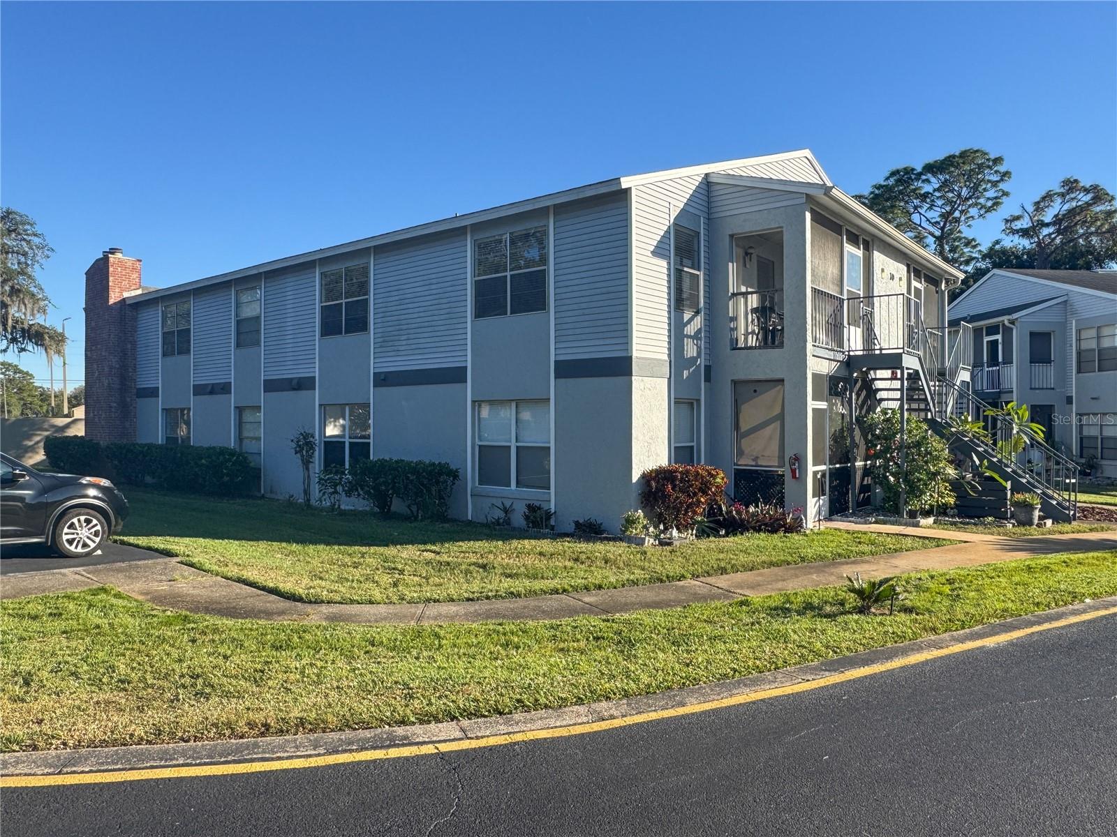 1008 NORTHLAKE DR #1008