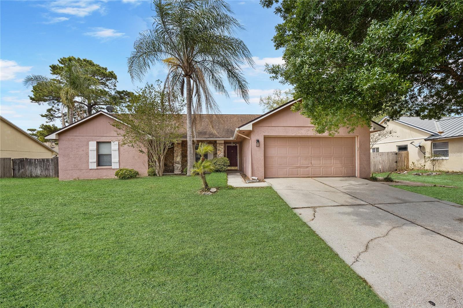 1006 ALBAMONTE CT