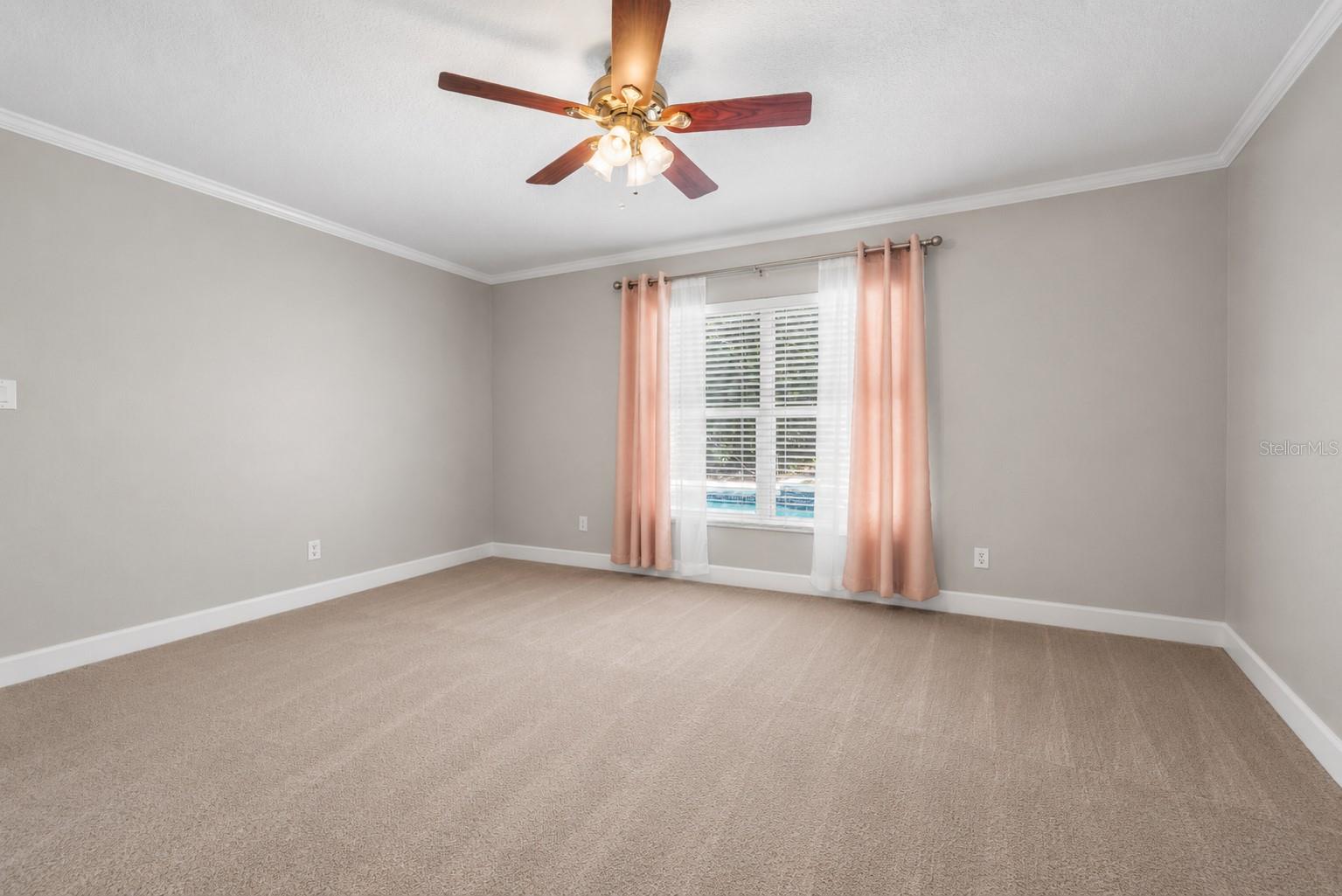 1154 DEER LAKE CIR