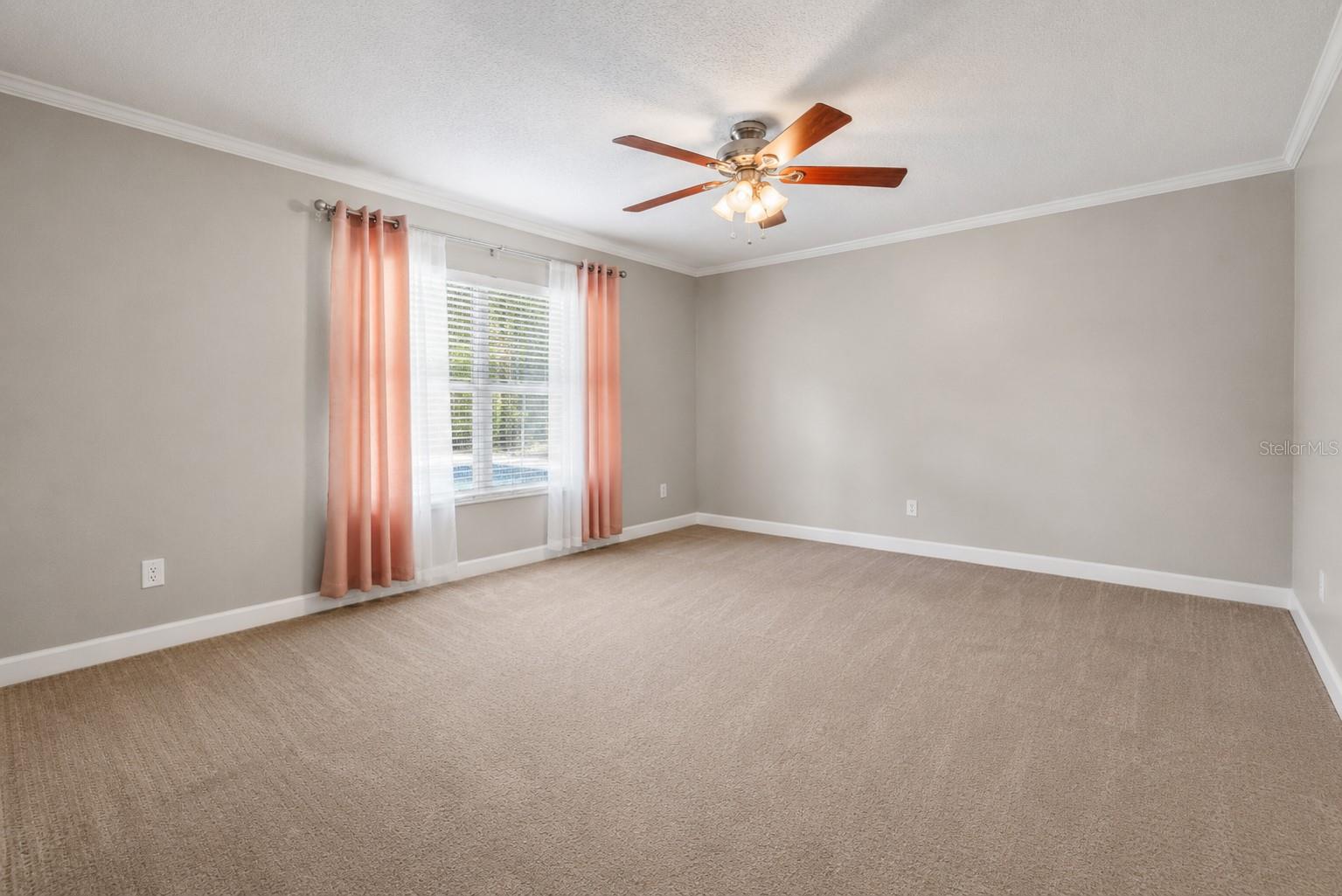 1154 DEER LAKE CIR
