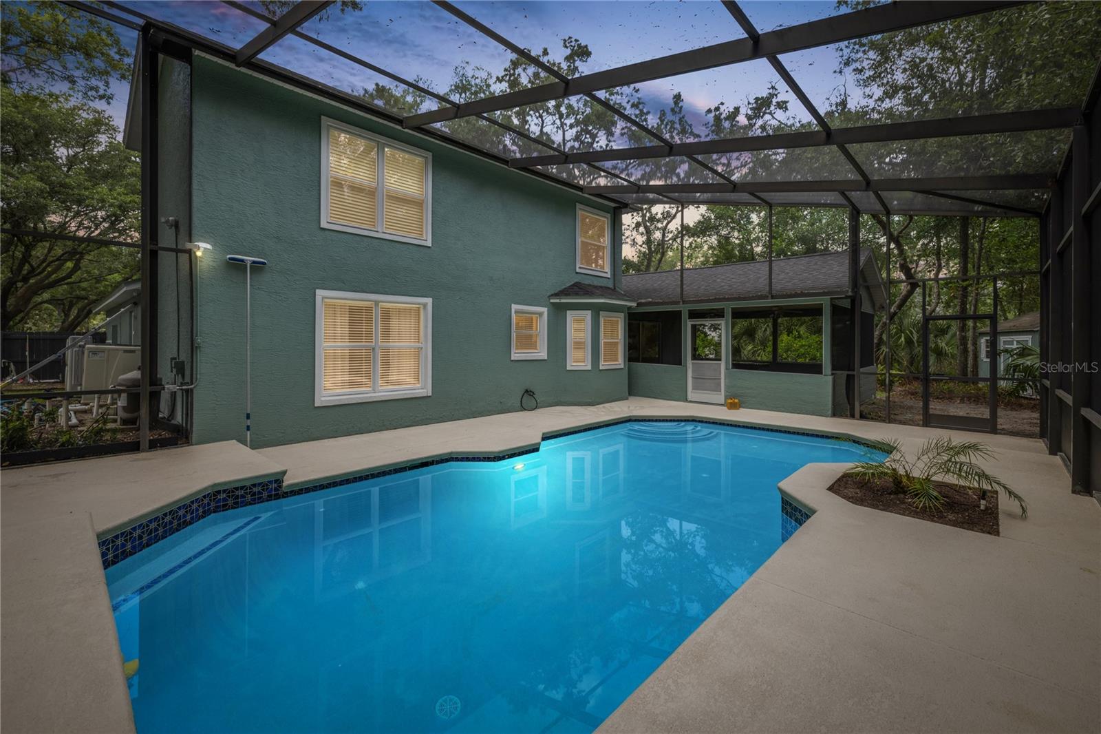1154 DEER LAKE CIR